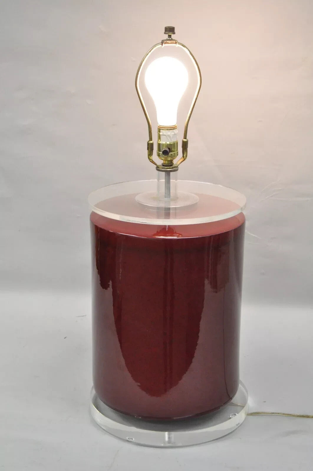Vintage Mid Century Modern Red Ceramic Cylinder & Lucite Modernist Table Lamp