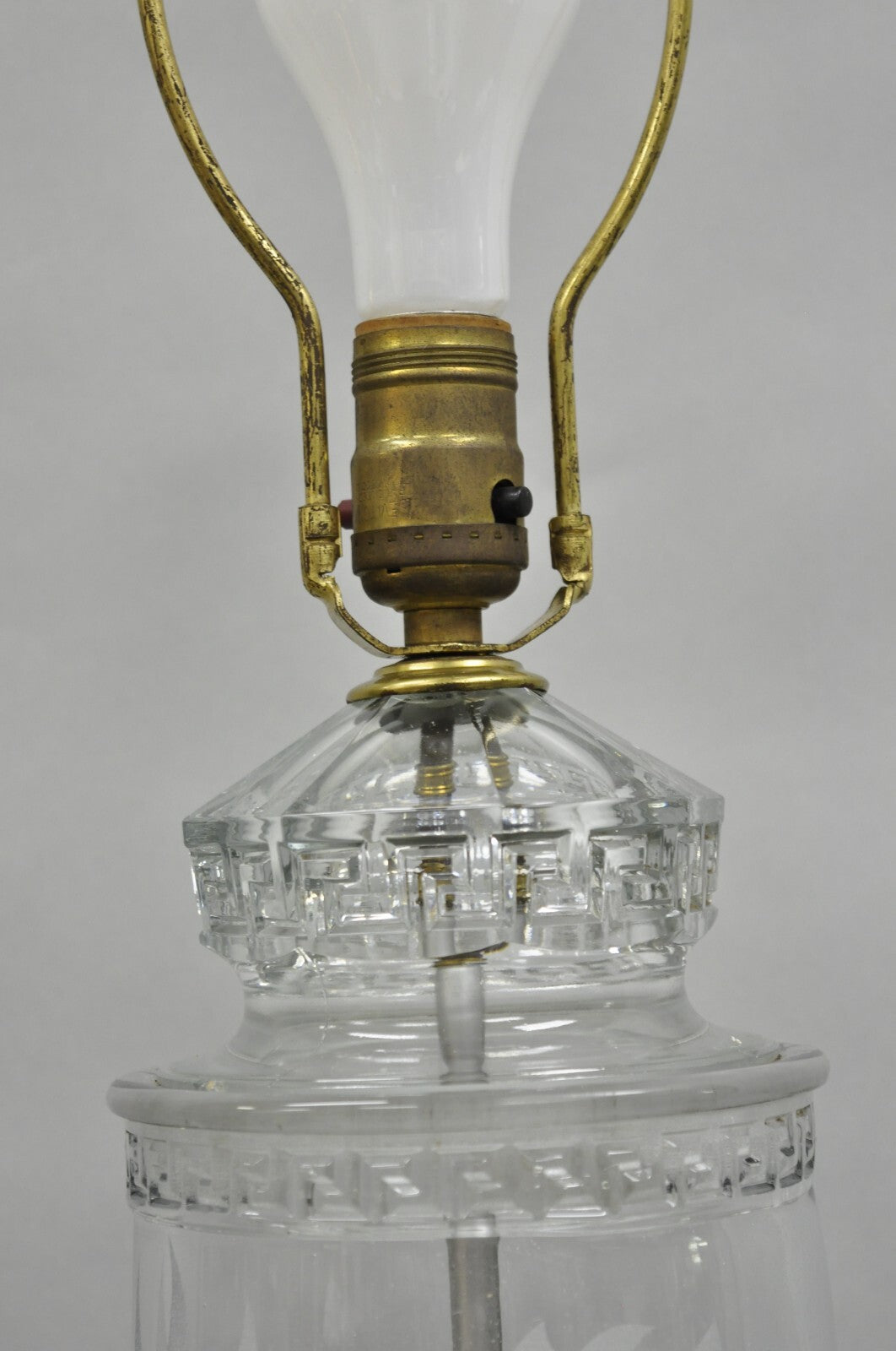 Antique Italian Hollywood Regency Faceted Clear Glass Greek Key Table Lamp