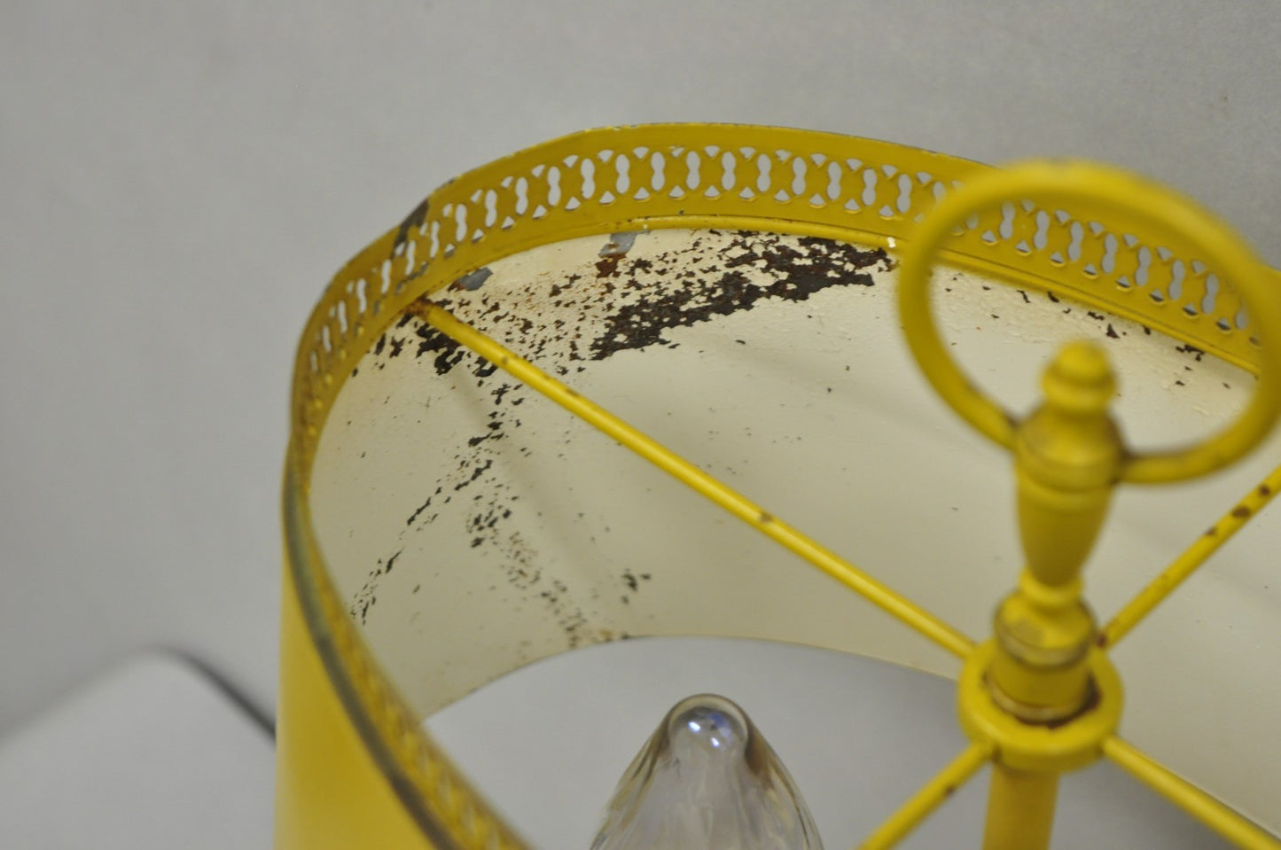 French Country Yellow Painted Tole Metal Bouillotte Candlestick Table Lamp