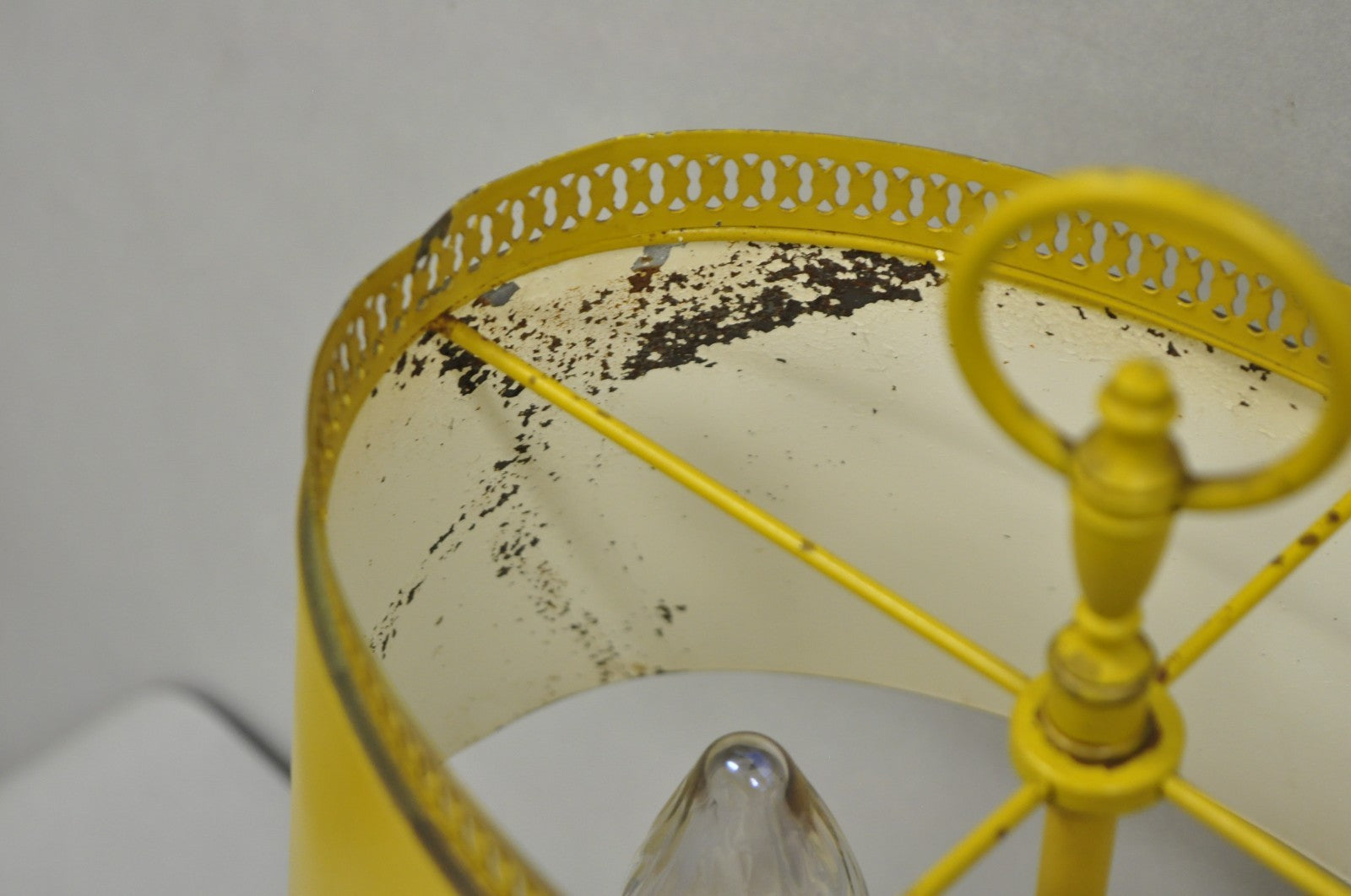 French Country Yellow Painted Tole Metal Bouillotte Candlestick Table Lamp