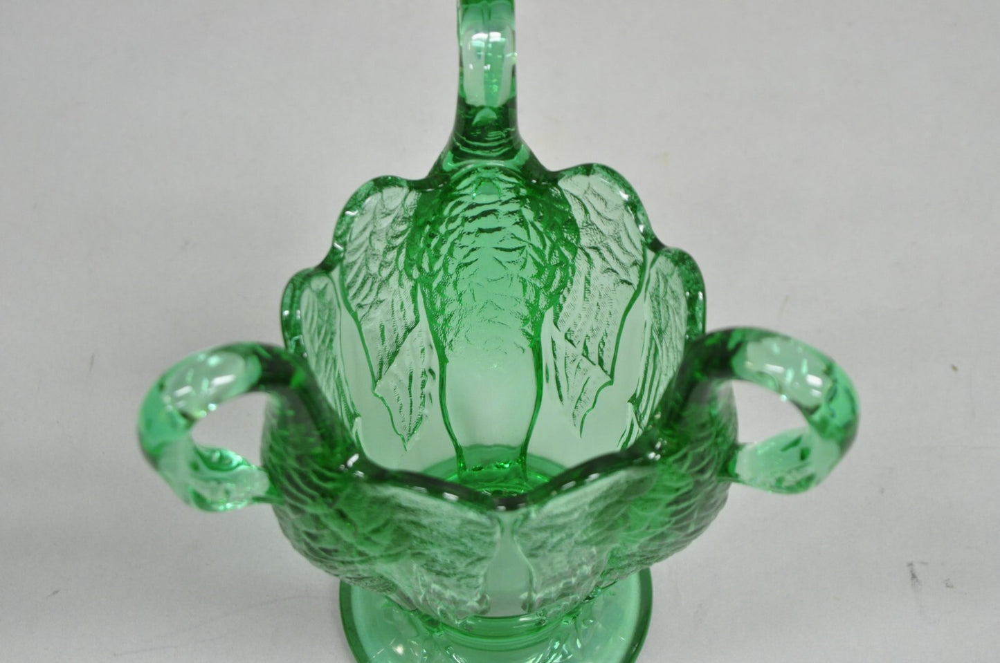 Vintage Imperial Glass Co. Carnival Glass Emerald Green 3 Headed Swan Crane Vase
