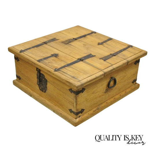 Farmhouse Renaissance Style Mexican Double Lid Wooden Coffee Table Storage Trunk