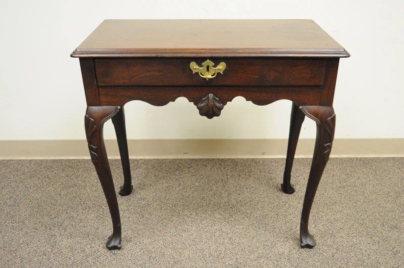 Antique English Georgian Queen Anne Shell Carved Mahogany Console Hall Table