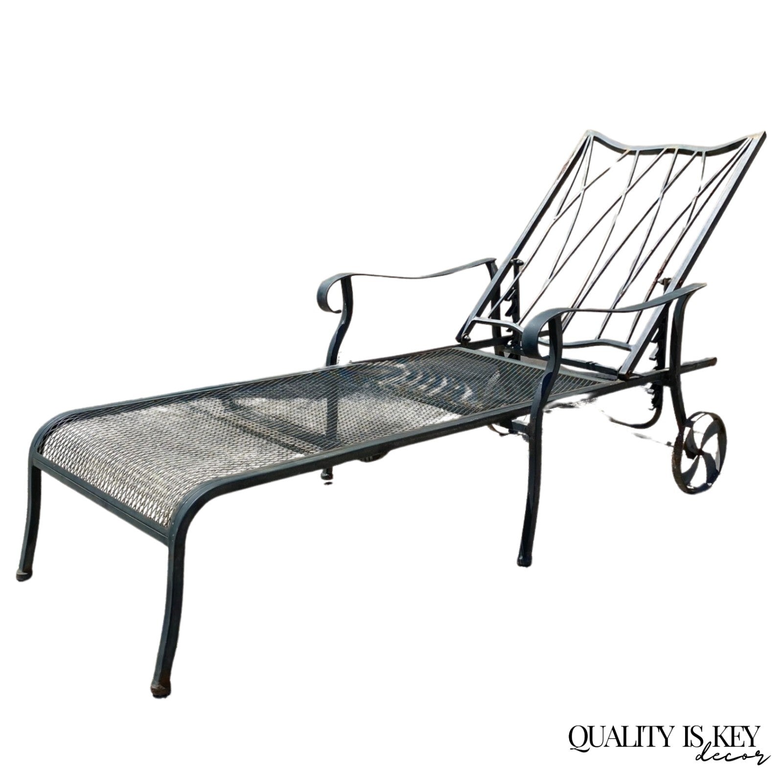 Woodard Style Wrought Iron Green Lattice Back Garden Patio Chaise Lounge Chair