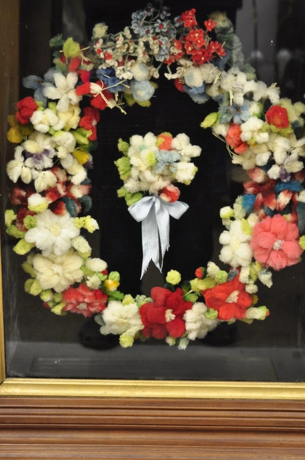 Victorian Mahogany Deep Shadow Box Frame Felt Cotton Mourning Wreath Wall Art