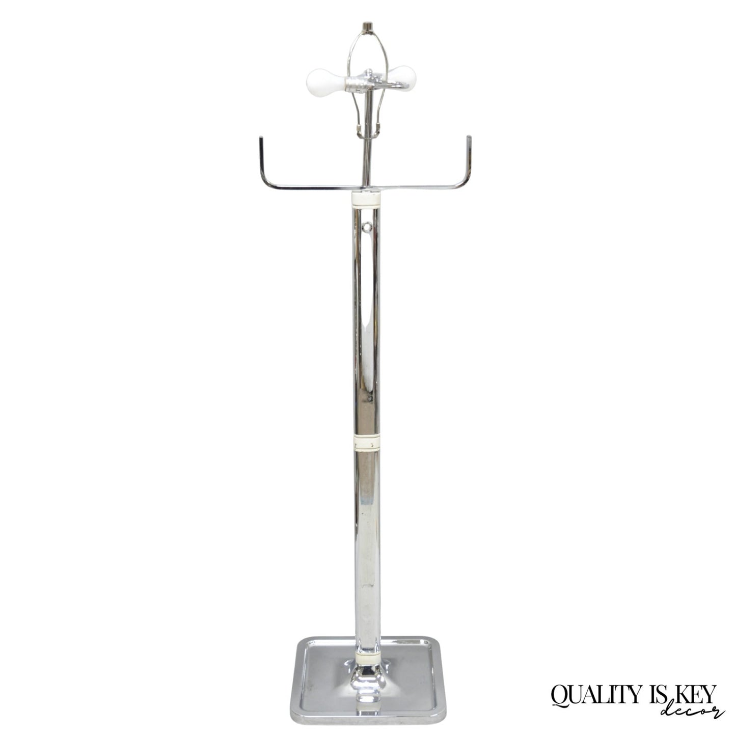 Vintage Postmodern Silver Chrome Metal Sculptural Modernist Pole Floor Lamp