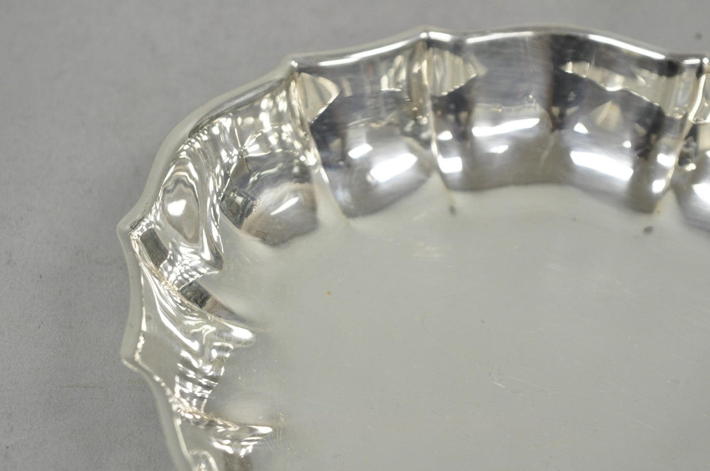 Vintage FB Rogers Regency 612 Silver Plated Oval Scalloped Serving Dish Bowl