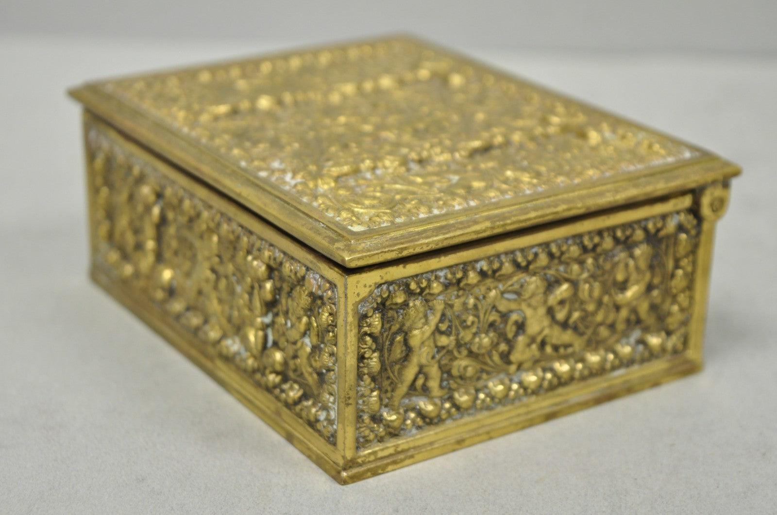 Antique Louis XV Style Brass Bronze Cherub Vanity Jewelry Tobacco Box Humidor