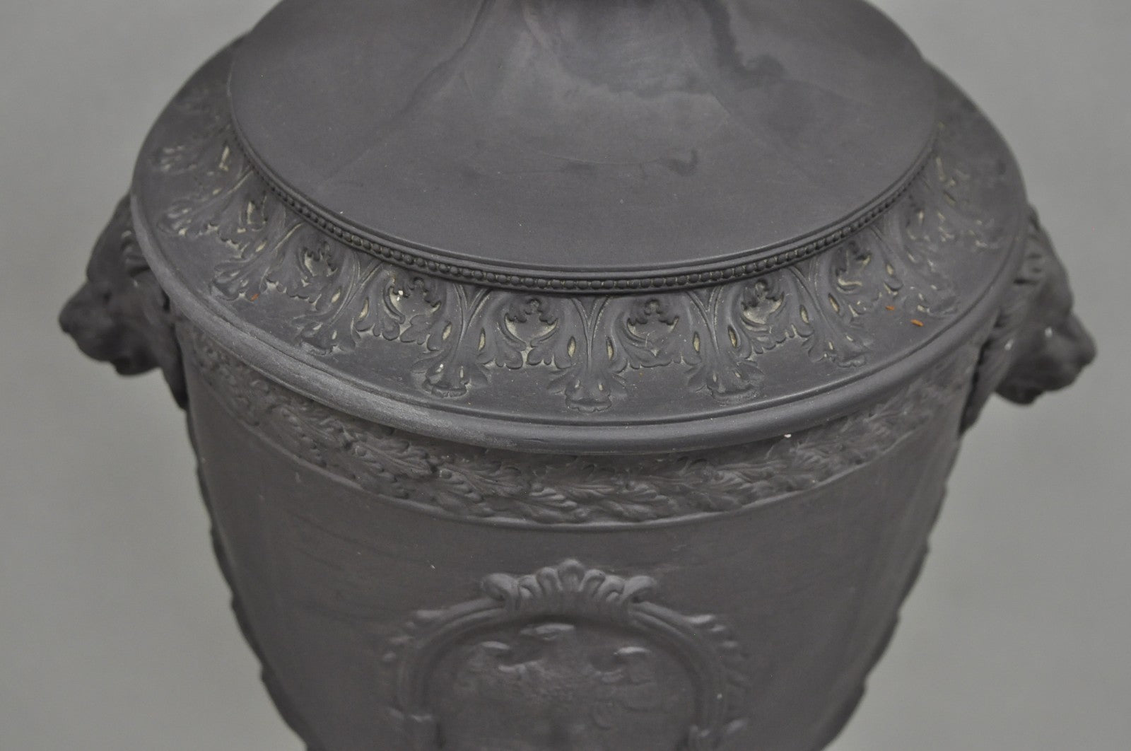 Warren Kessler French Neoclassical Empire Black Basalt Large Urn Table Lamp