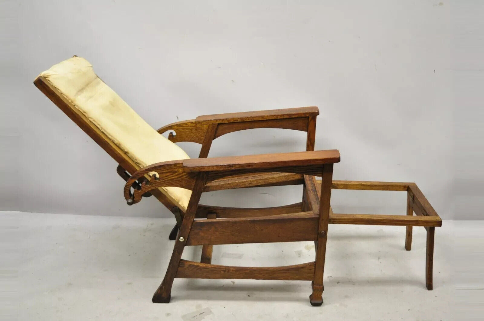 Antique Mission Oak Arts & Crafts Reclining Morris Chair w Flip Footrest Ottoman