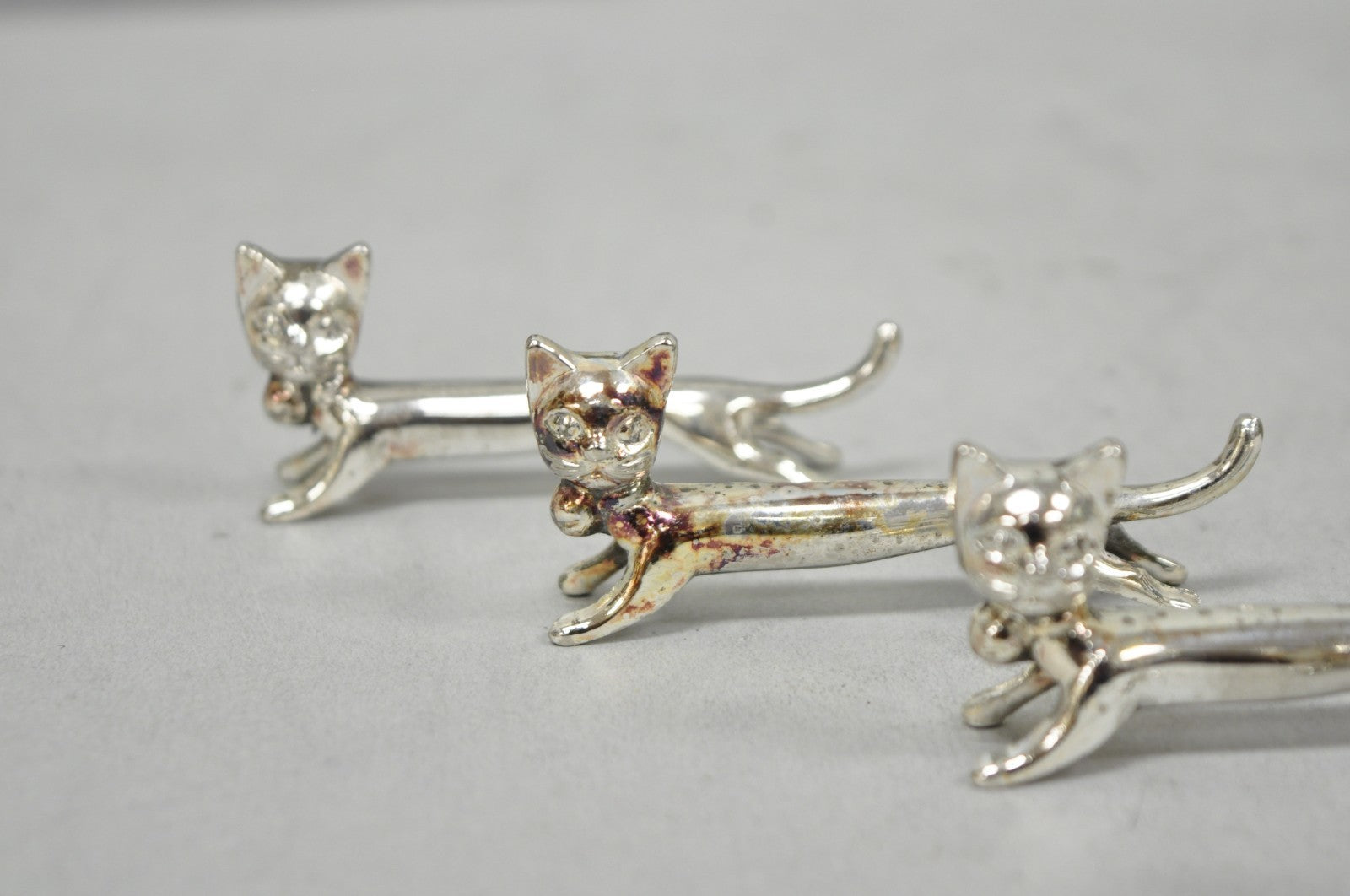 Vintage Art Deco Small Silver Plated Metal Figural Cat Knife Rests - Set of 5