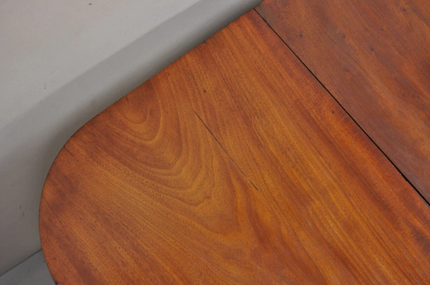 Antique Federal Sheraton Mahogany Drop Leaf Breakfast Dining Table w/ Drawer