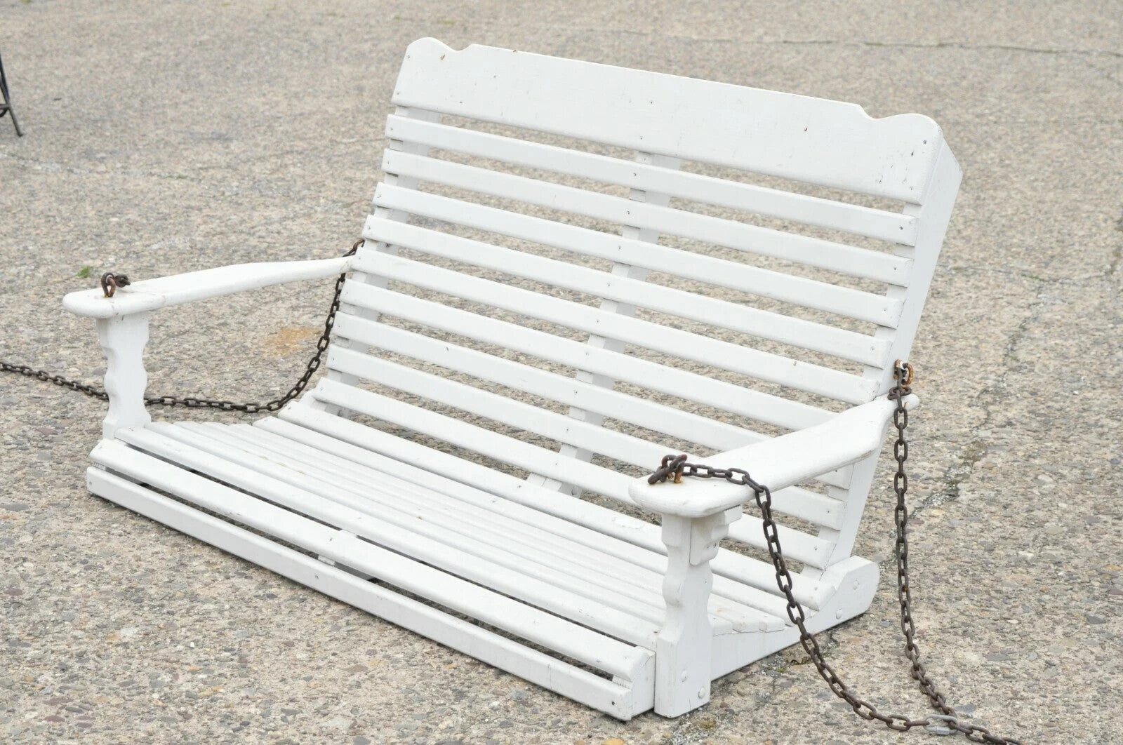 Vintage White Painted Wooden Slat Hanging Garden Patio Bench Love Seat Swing