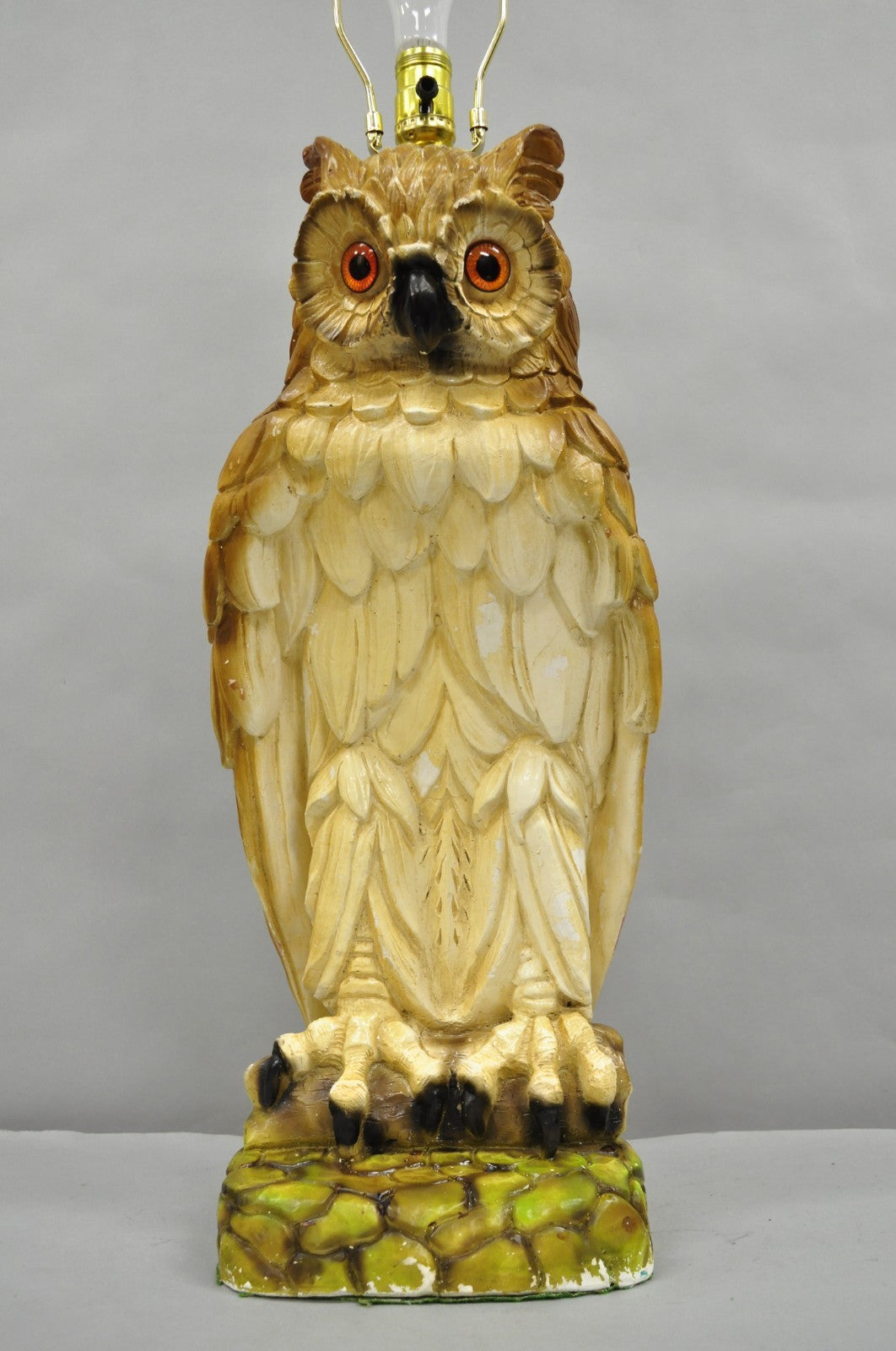 Vintage Mid Century Modern Large Chalkware Painted Owl Sculpture Table Lamp
