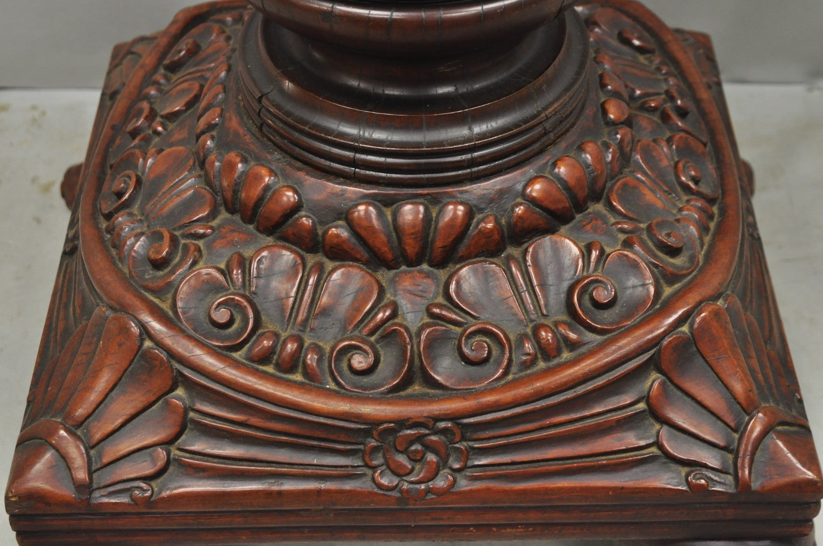 Antique American Empire Carved Mahogany Cannonball Paw Foot Pedestal Table Base