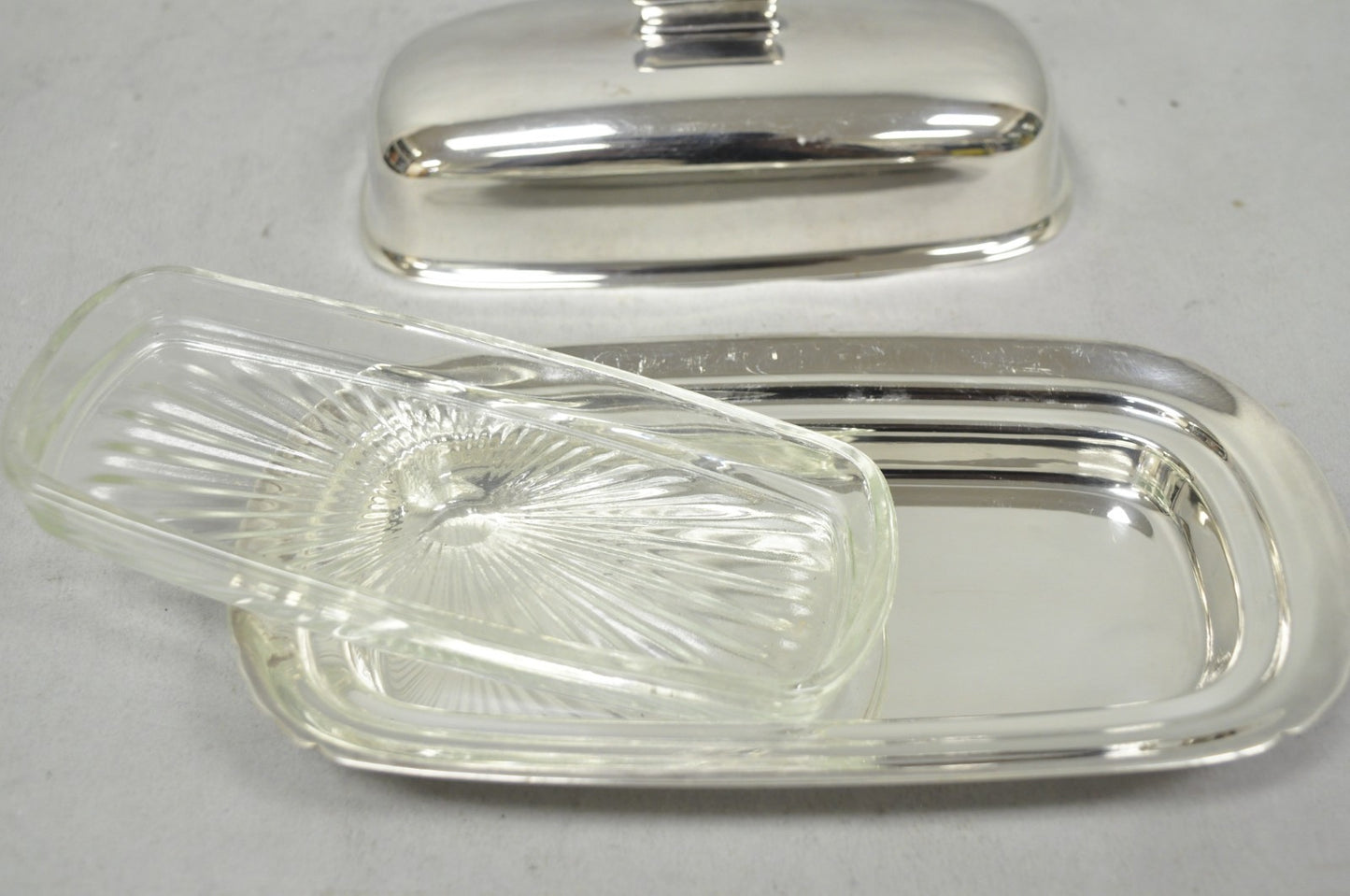 Vintage Reed & Barton Art Deco Mid Century Modern Silver Plated Butter Dish