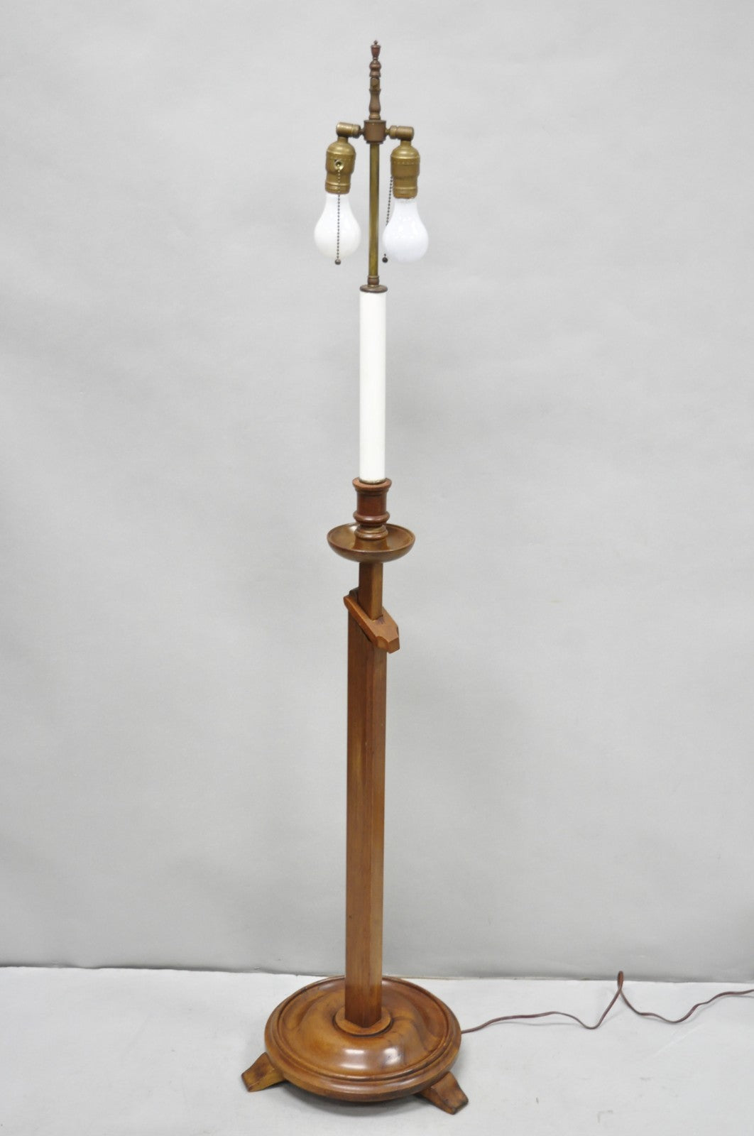 Vintage Frances Elkins Style Colonial Mahogany Ratchet Candlestick Floor Lamp