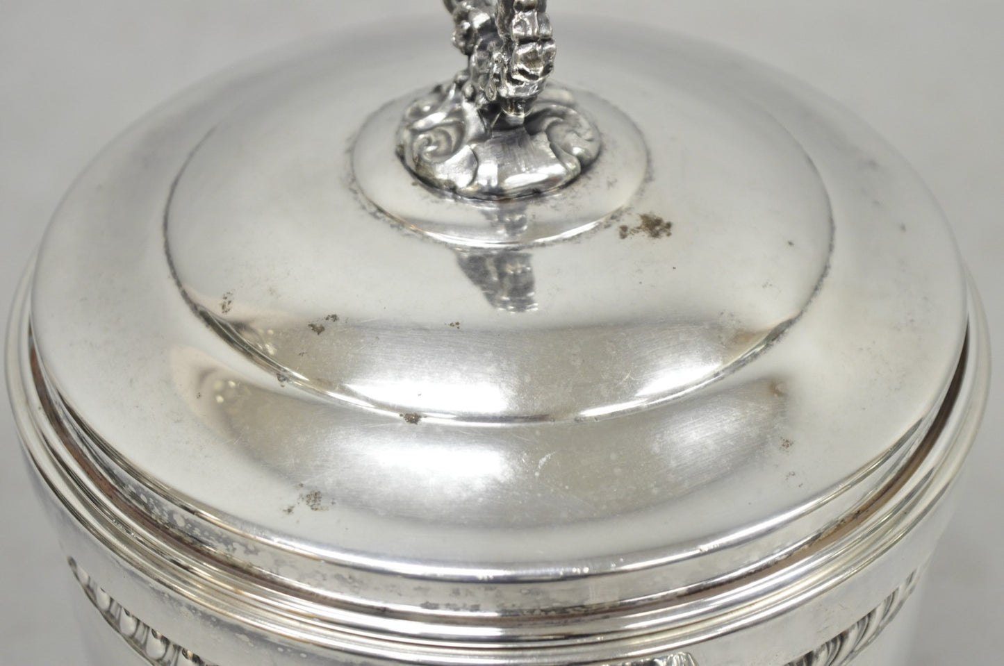 Vintage Sheffield Victorian Silver Plated Glass Lined Bar Ice Bucket w/ Lid