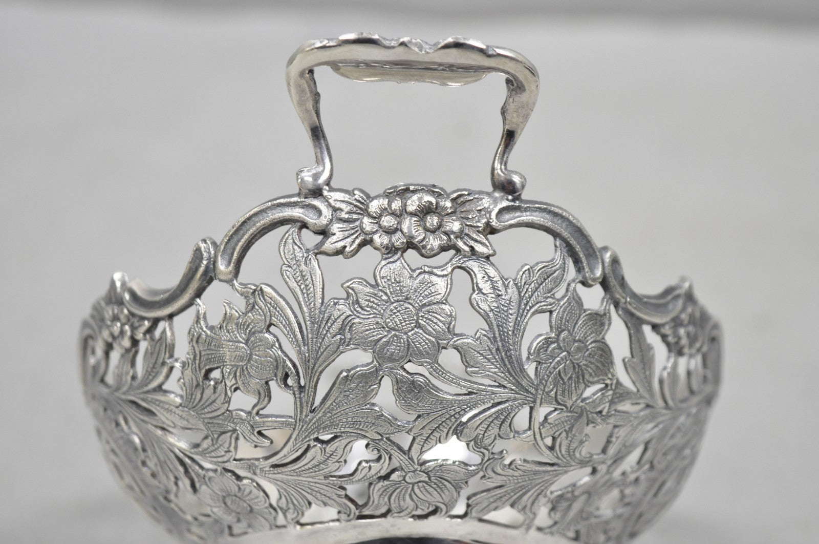 Vintage English Victorian Silver Plated Floral Pierced Small Nut Candy Dish