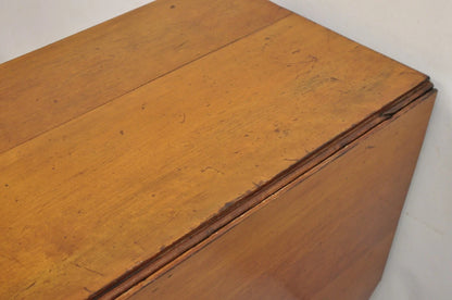 Antique American Colonial Cherry Wood Gateleg Drop Leaf Farmhouse Dining Table