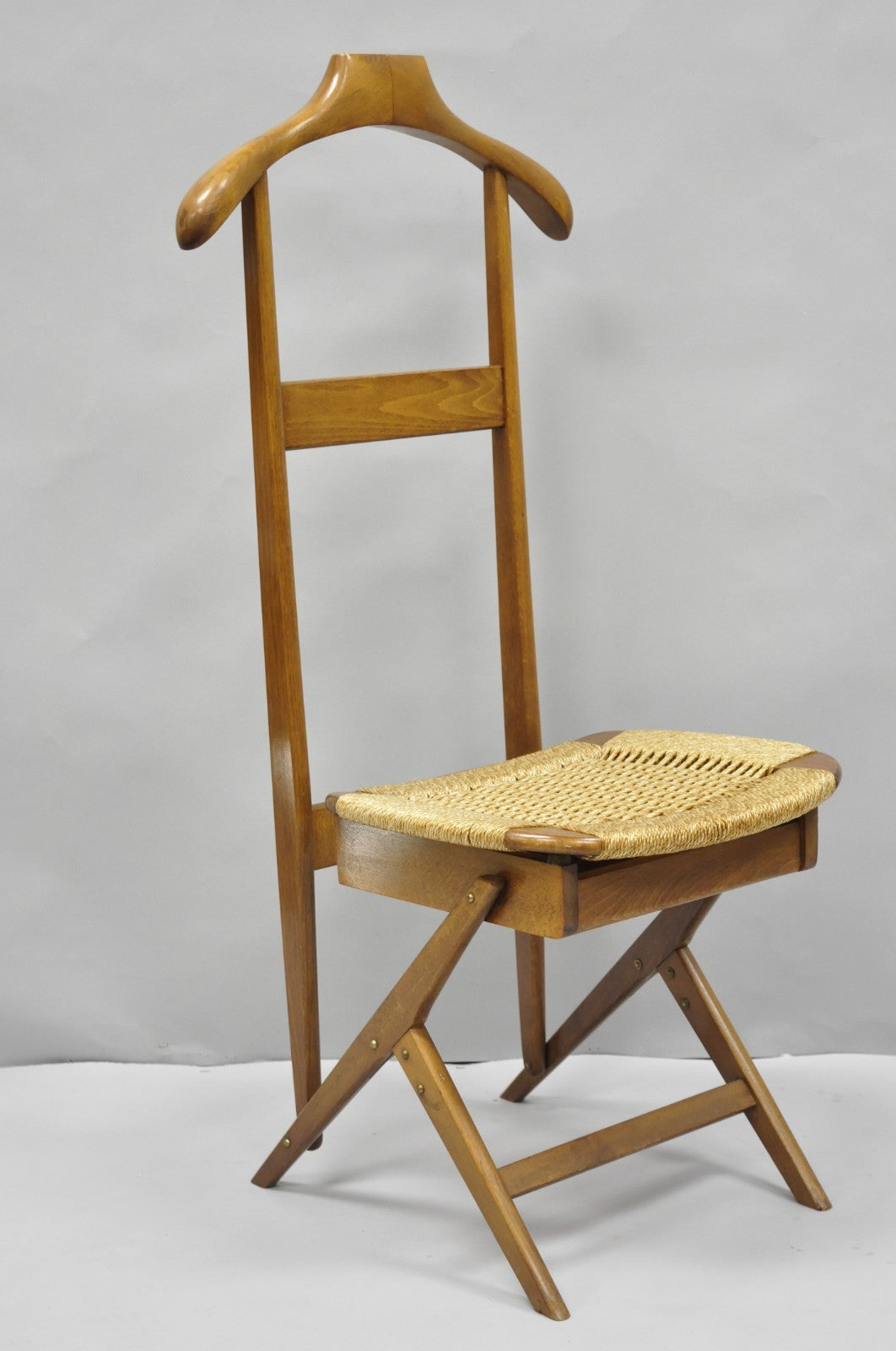 Vintage Mid Century Italian Style Modern Beech Wood Clothing Valet Chair Seat, B