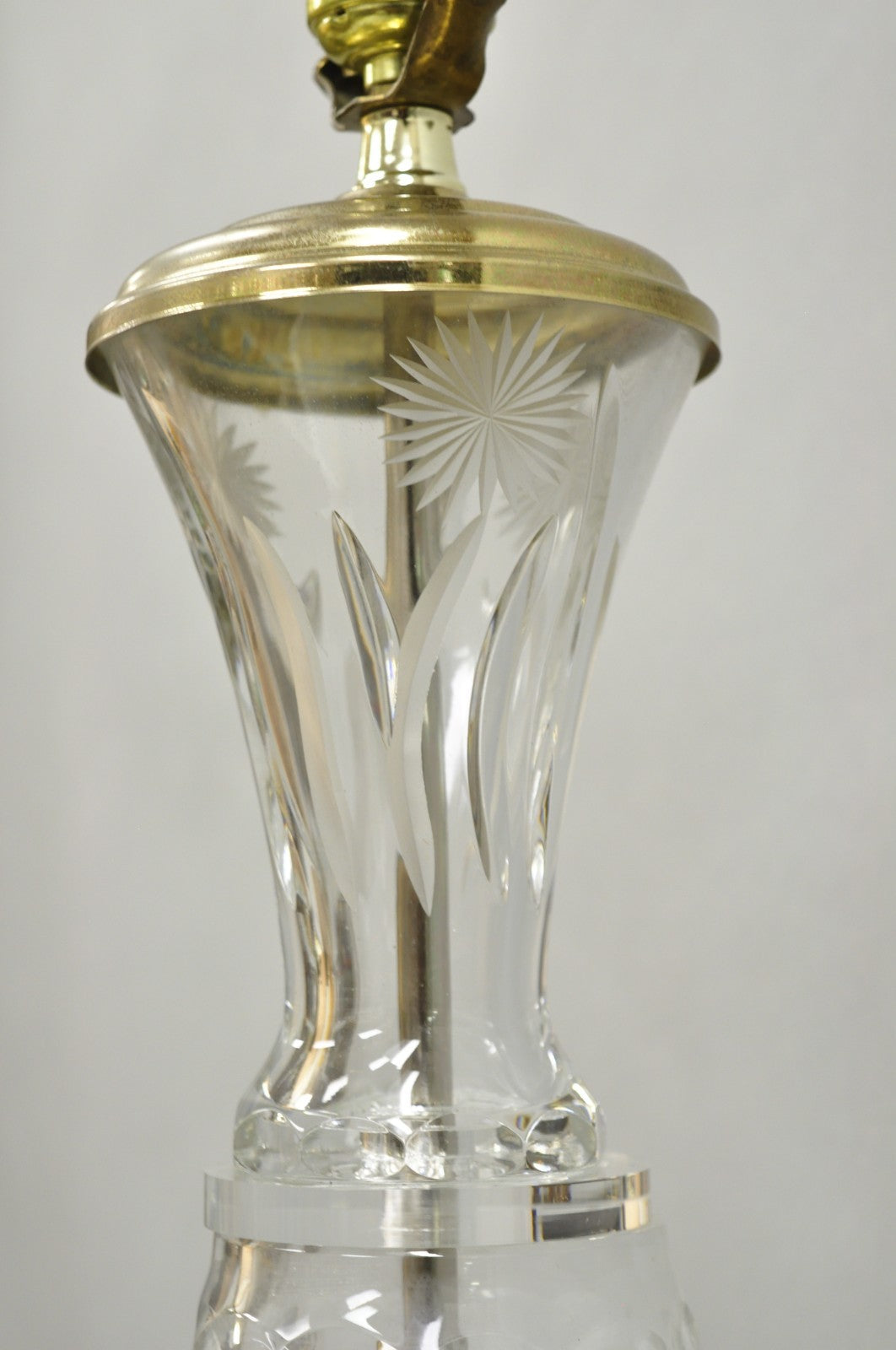 Vintage French Style Cut Crystal Glass Etched "Tulip Flower" Brass Table Lamp