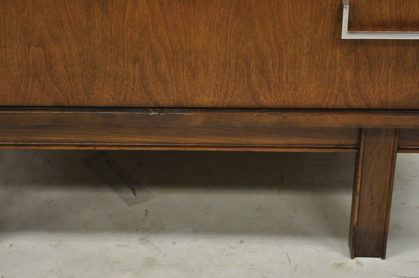 Vintage Mid Century Modern Walnut Veneer 4 Drawer Chrome Pull Tall Chest Dresser