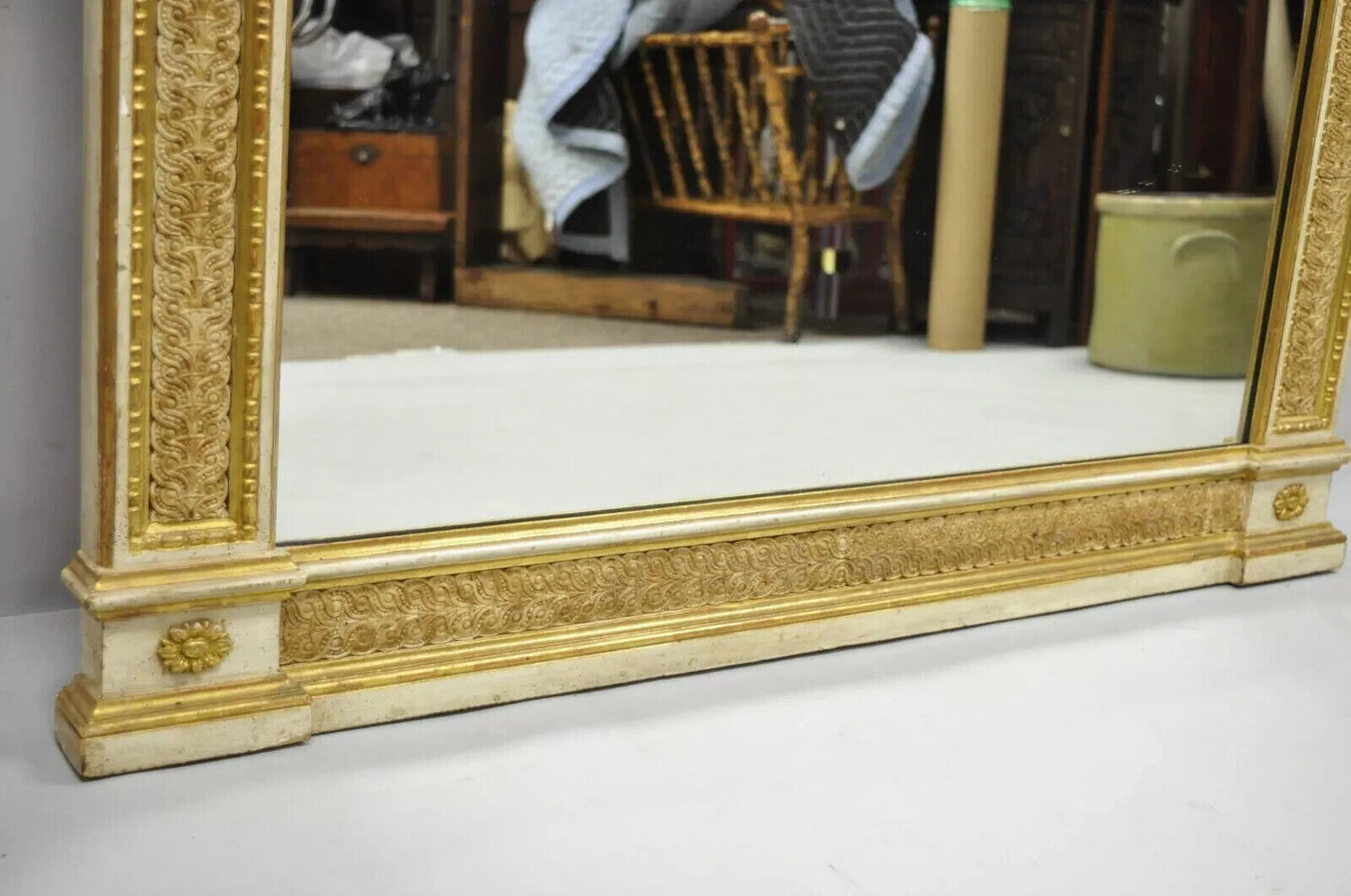 Antique Italian Neoclassical Carved Gold Giltwood Arched Large Wall Mirror