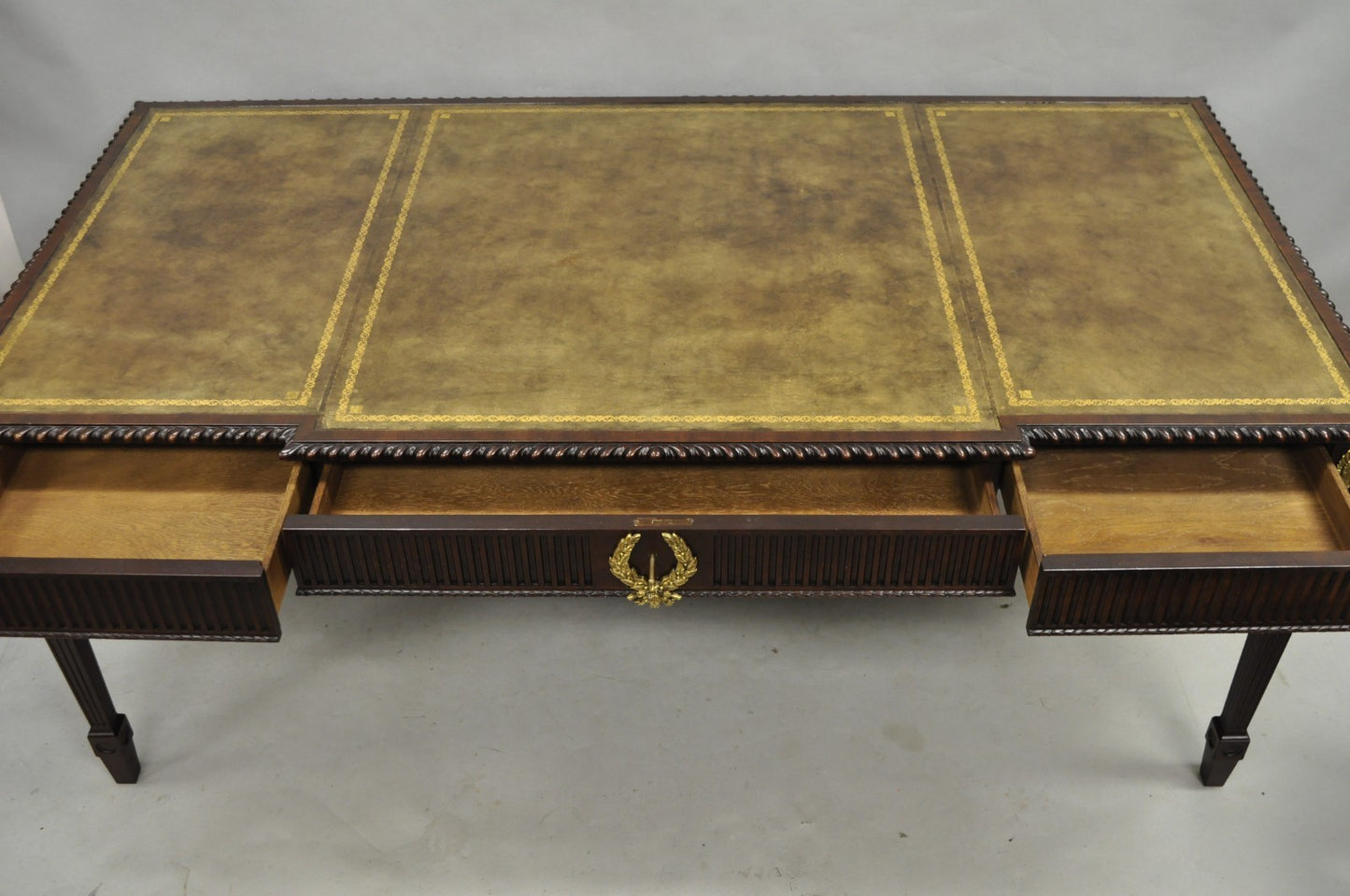 Vintage Baker Hepplewhite Style Mahogany Leather Top Executive Writing Desk