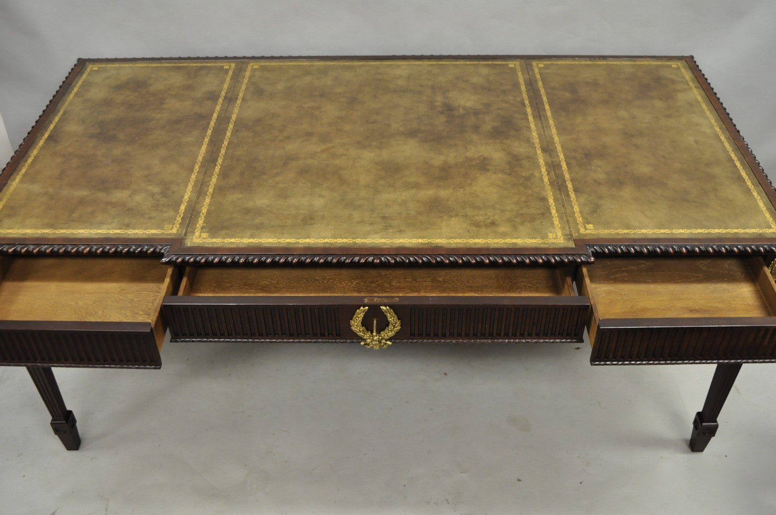 Vintage Baker Hepplewhite Style Mahogany Leather Top Executive Writing Desk