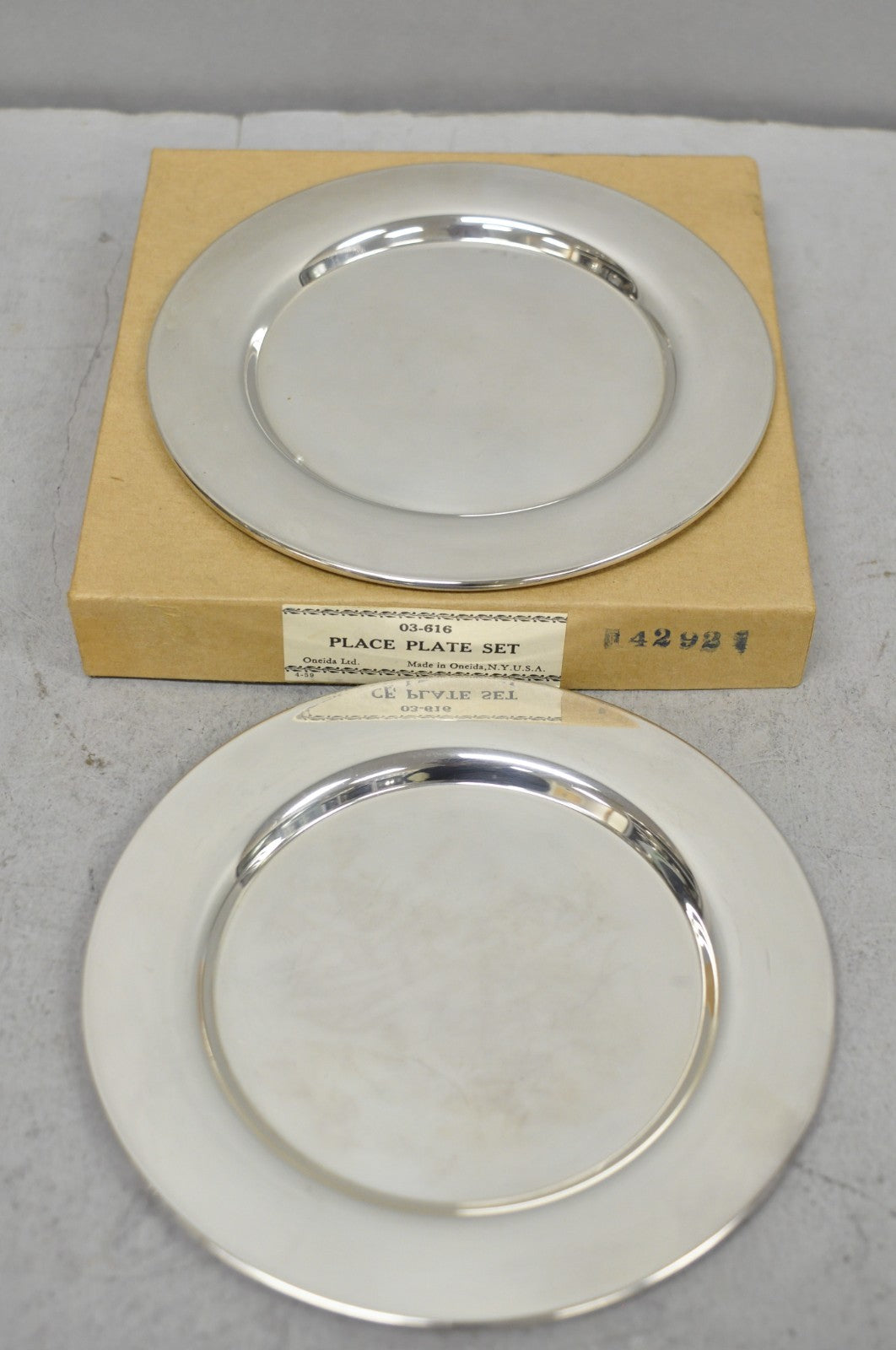 Vintage Oneida Mid Century Modern 6" Silver Plated Bread Dessert Plate, Set of 6