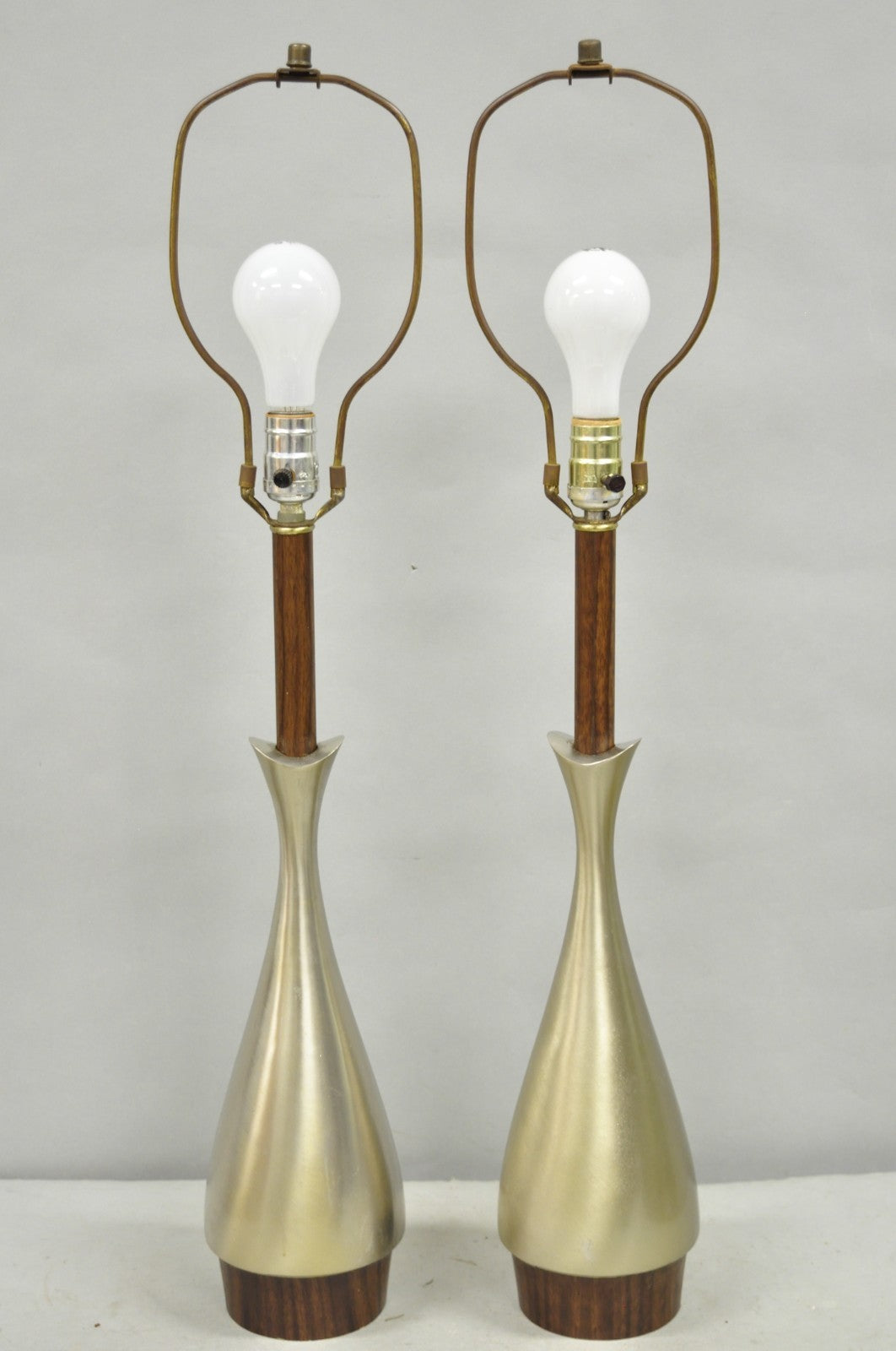 Vintage Mid Century Modern Sculptural Brushed Metal Table Lamps by Laurel - Pair