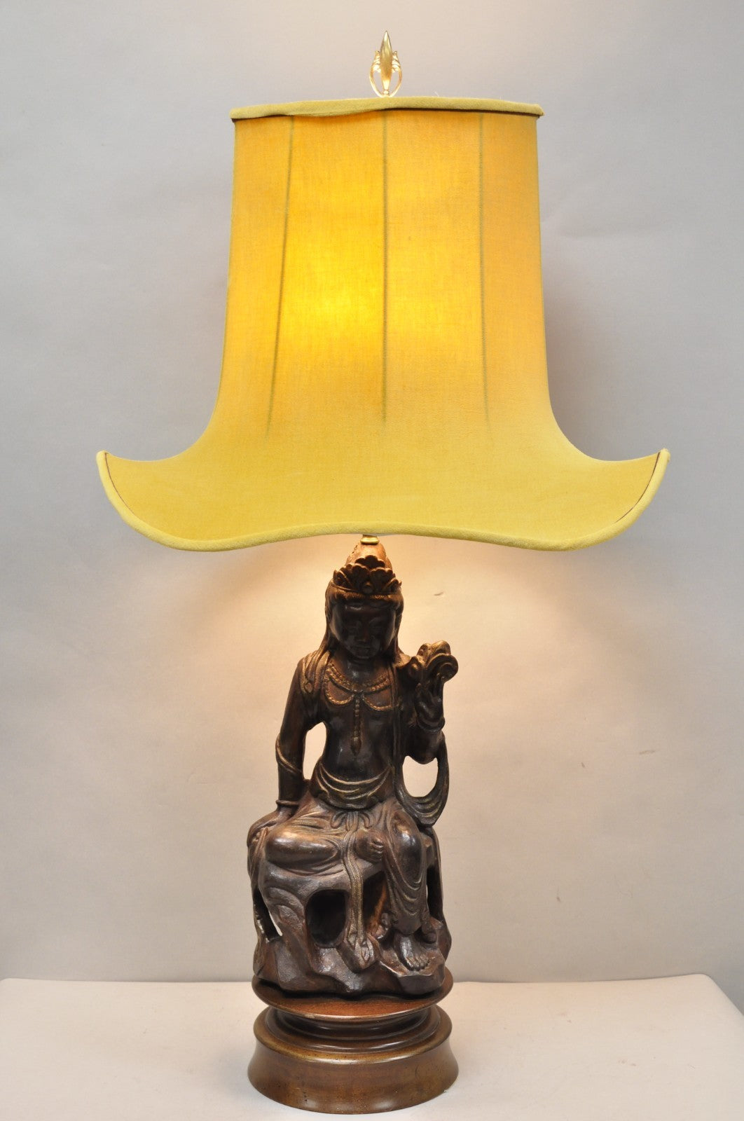 Vintage Buddhist Kuan Yin Brown Ceramic Sculpture Figure Table Lamp w/ Shade