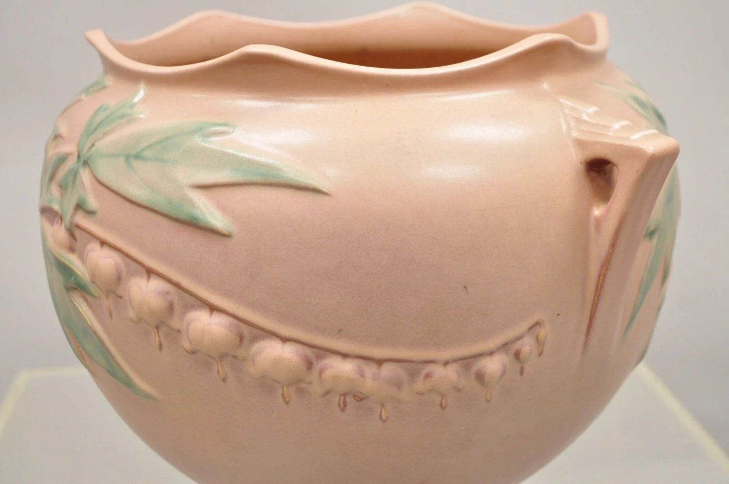 Antique Roseville Gardenia Bleeding Heart Pink 651-8" Jardiniere Planter Pot