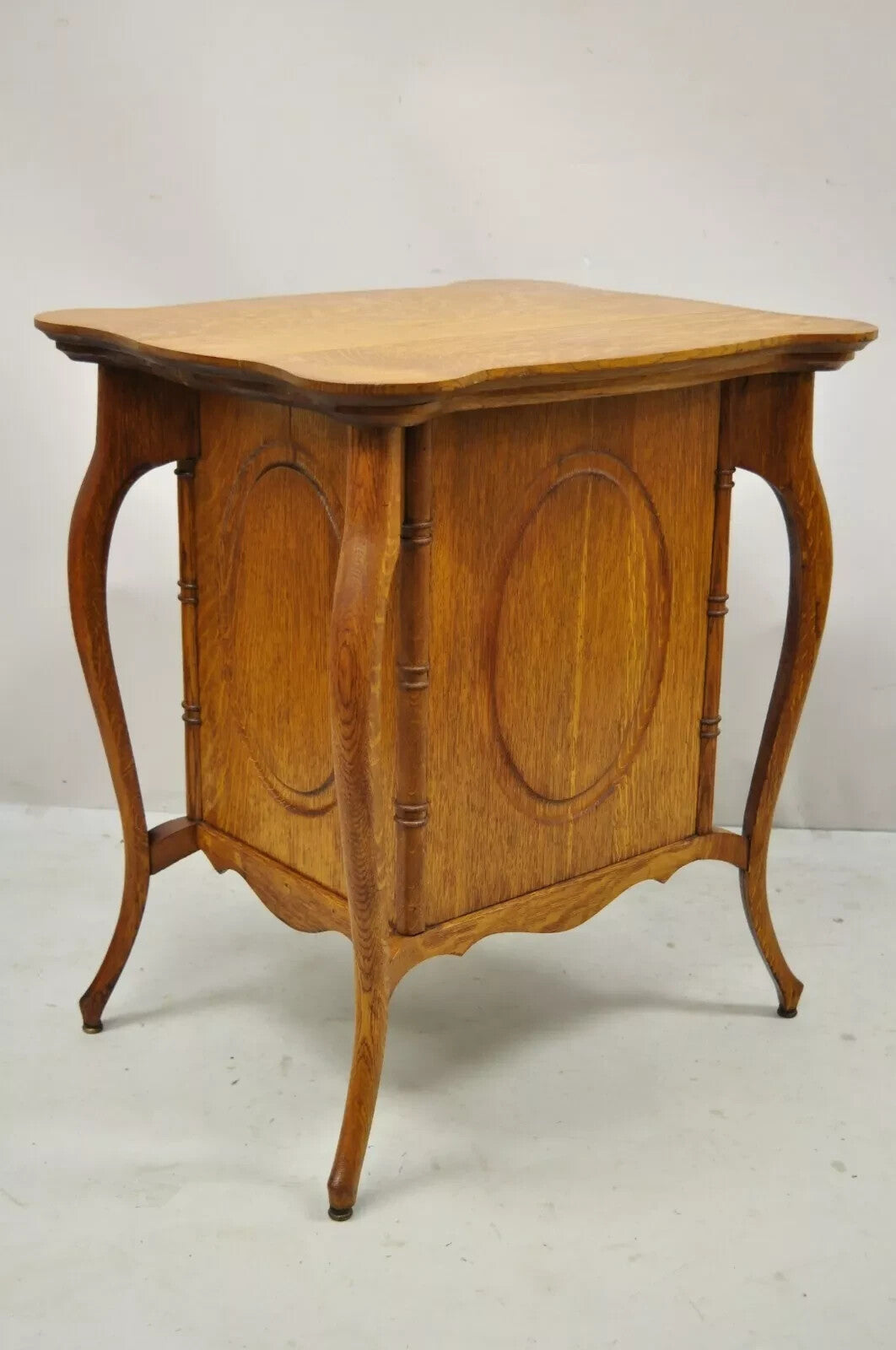 Antique Victorian Art Nouveau Golden Oak 4 Drawer Sewing Work Stand Side Table