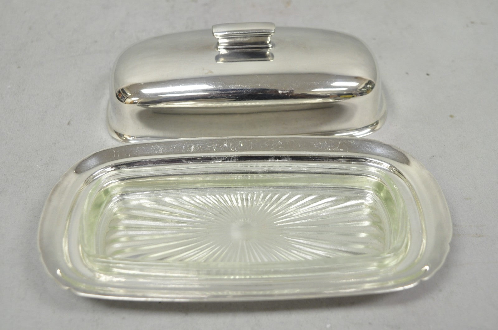 Vintage Reed & Barton Art Deco Mid Century Modern Silver Plated Butter Dish
