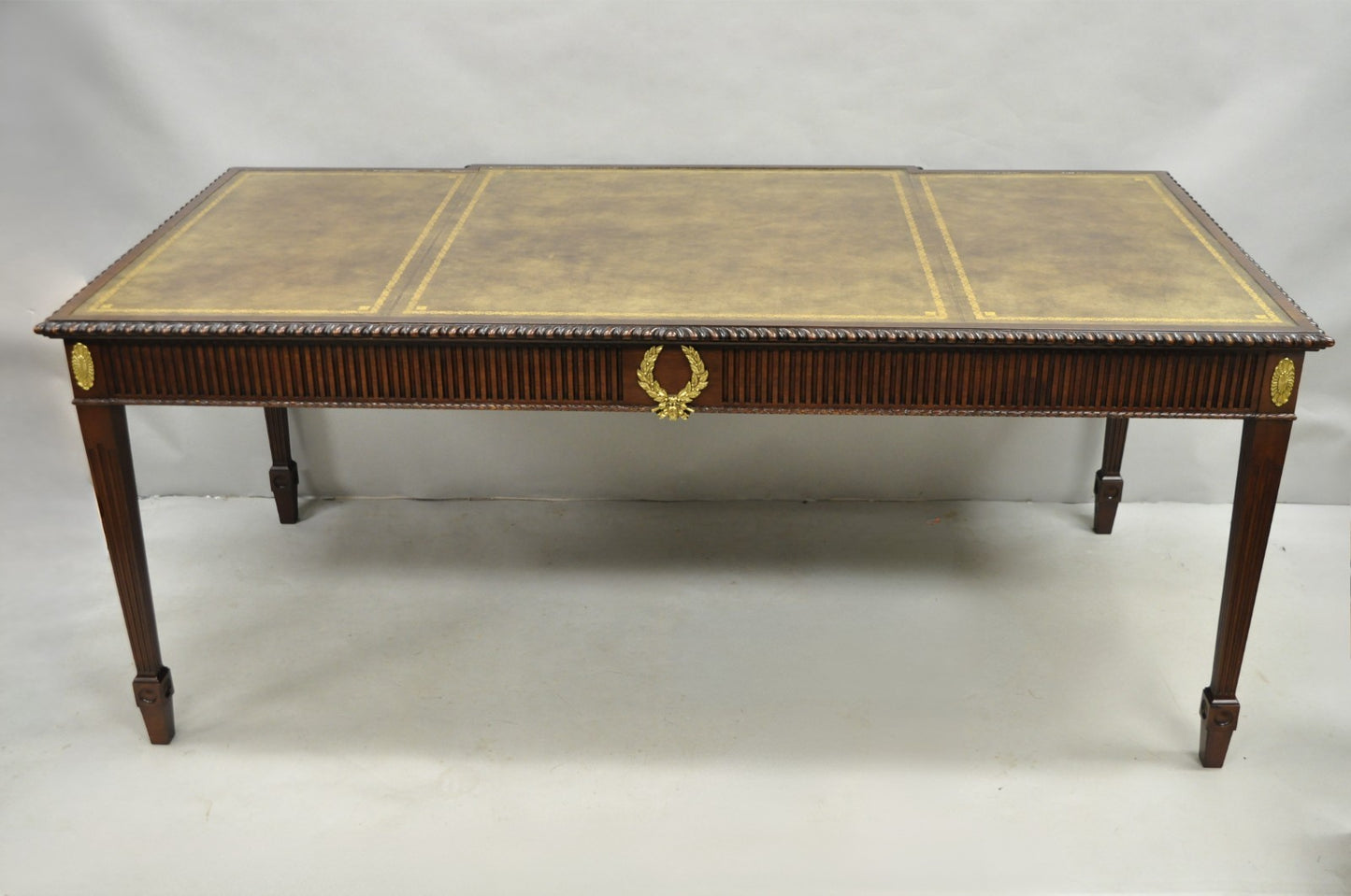 Vintage Baker Hepplewhite Style Mahogany Leather Top Executive Writing Desk