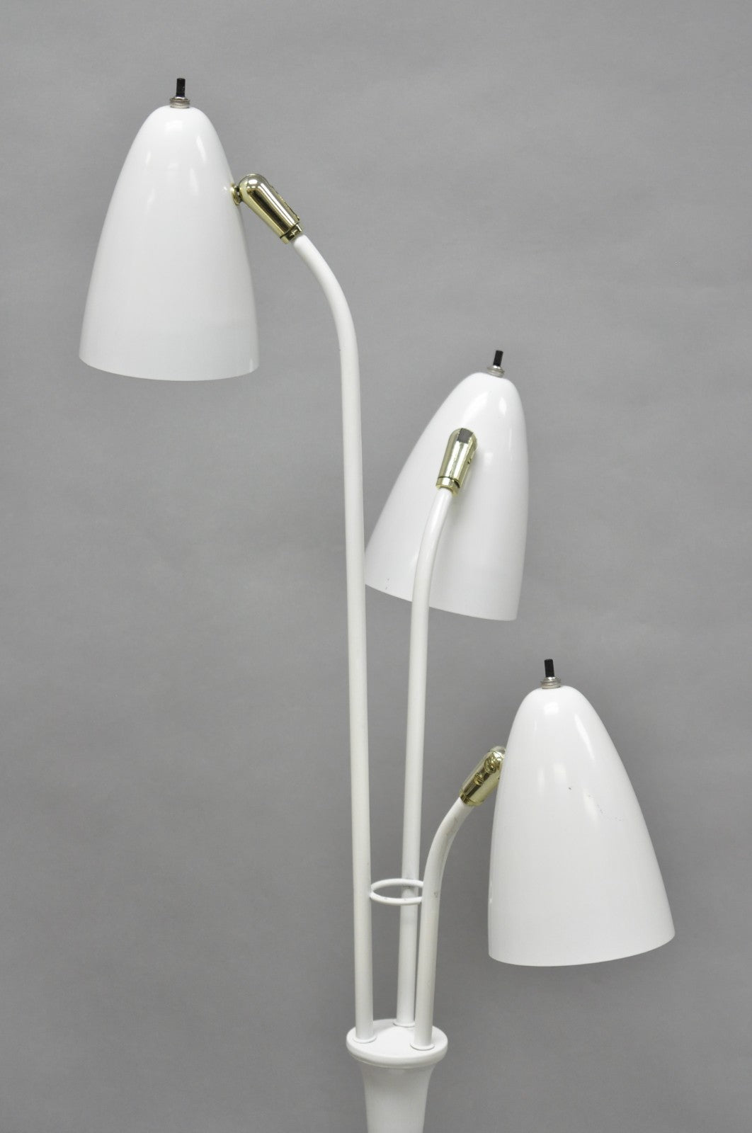 Gerald Thurston for Lightolier Mid Century Modern White Metal Pole Floor Lamp