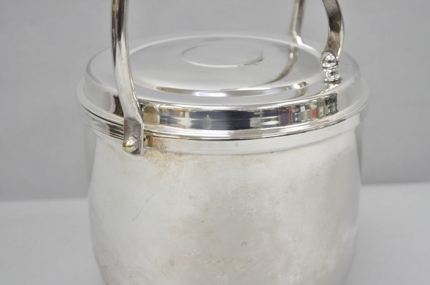 Vintage Art Deco Silver Plated Reticulating Hinge Bar Ice Bucket by Towle