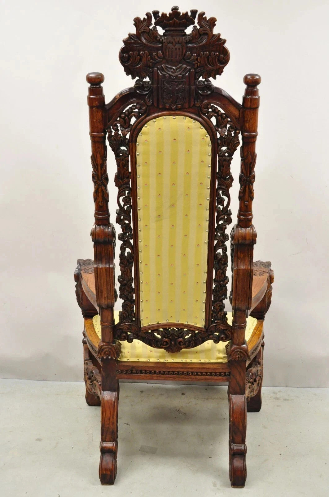 Renaissance Gothic Style Large Figural Lion Carved Wood Paw Feet Throne Chair