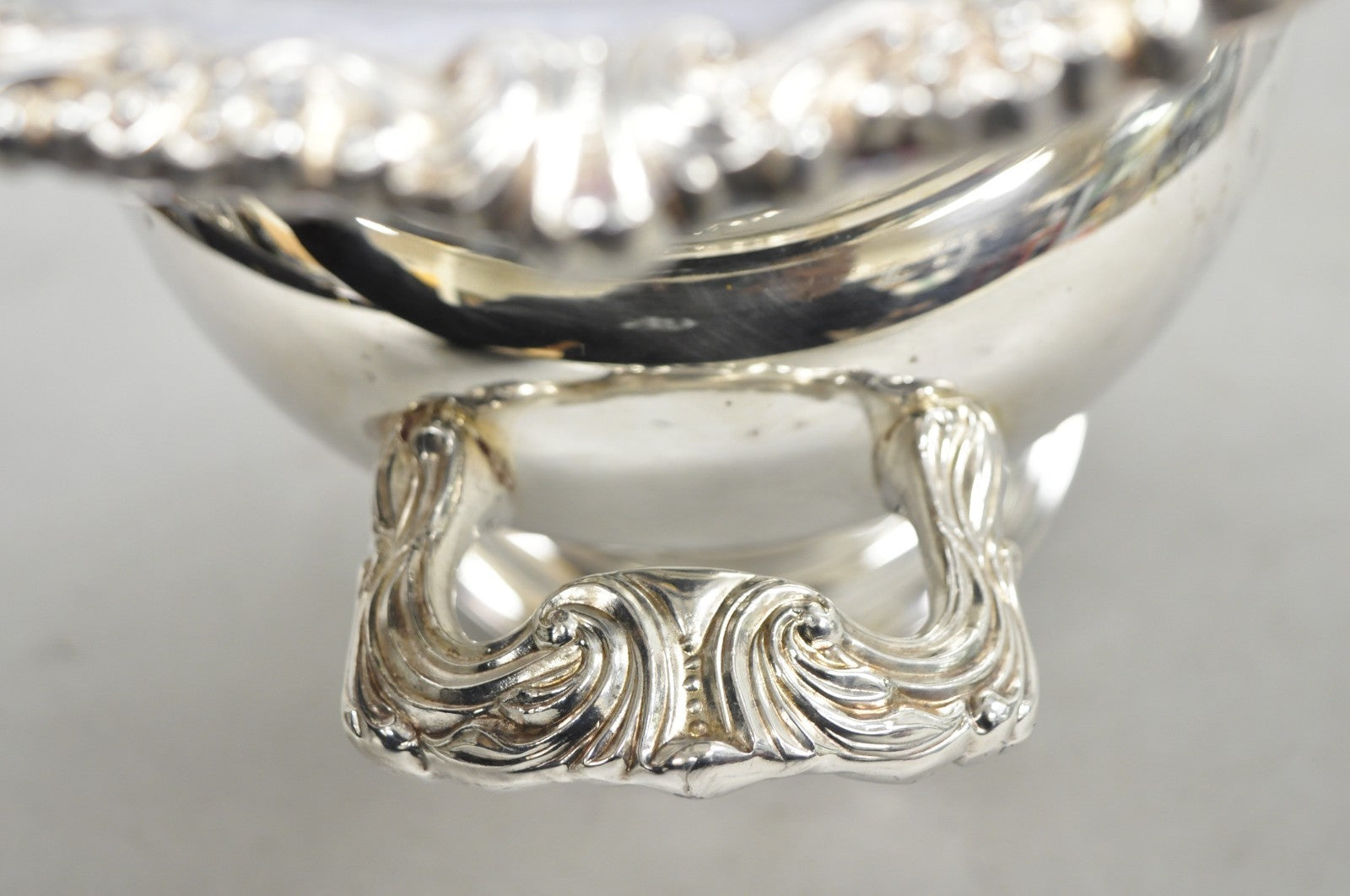 Vintage Sheridan Silver Plated Trophy Cup Urn Bar Champagne Chiller Ice Bucket