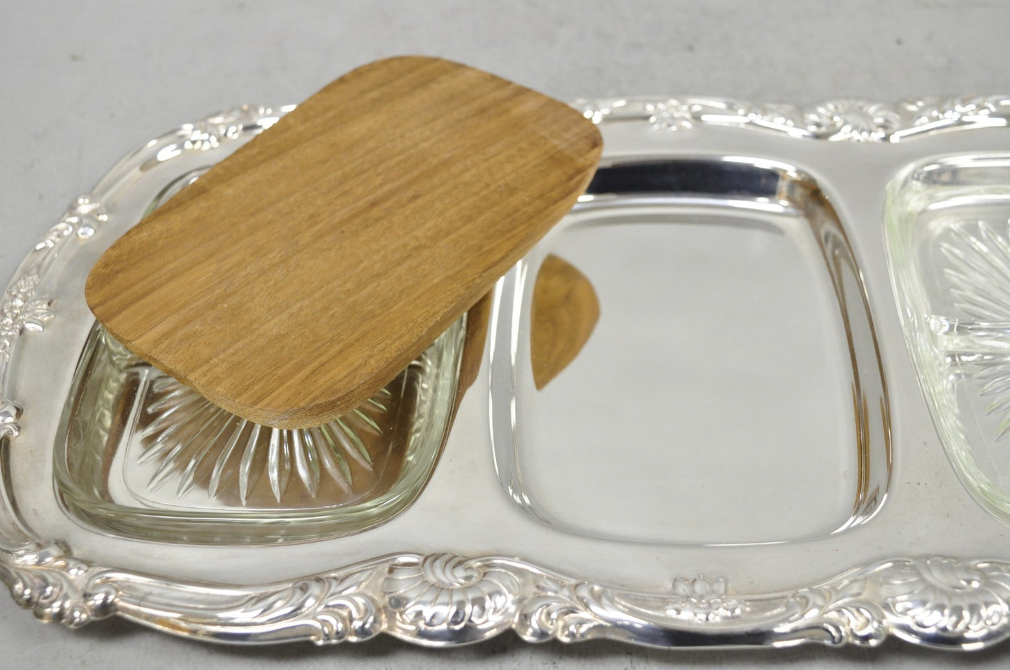 Newport Gorham YB157 Silver Plated 3 Section Cheese Cracker Serving Platter Tray