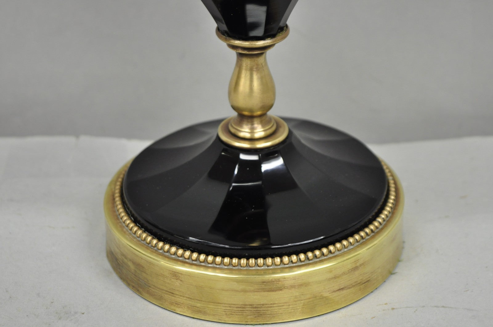 Antique French Neoclassical Black Faceted Oplalene Glass Urn Brass Table Lamp