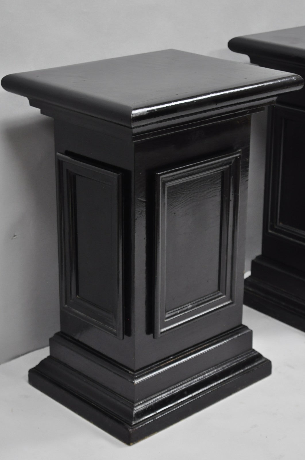Vintage French Empire Style Black Lacquer Painted Pedestal Column End Table Pair