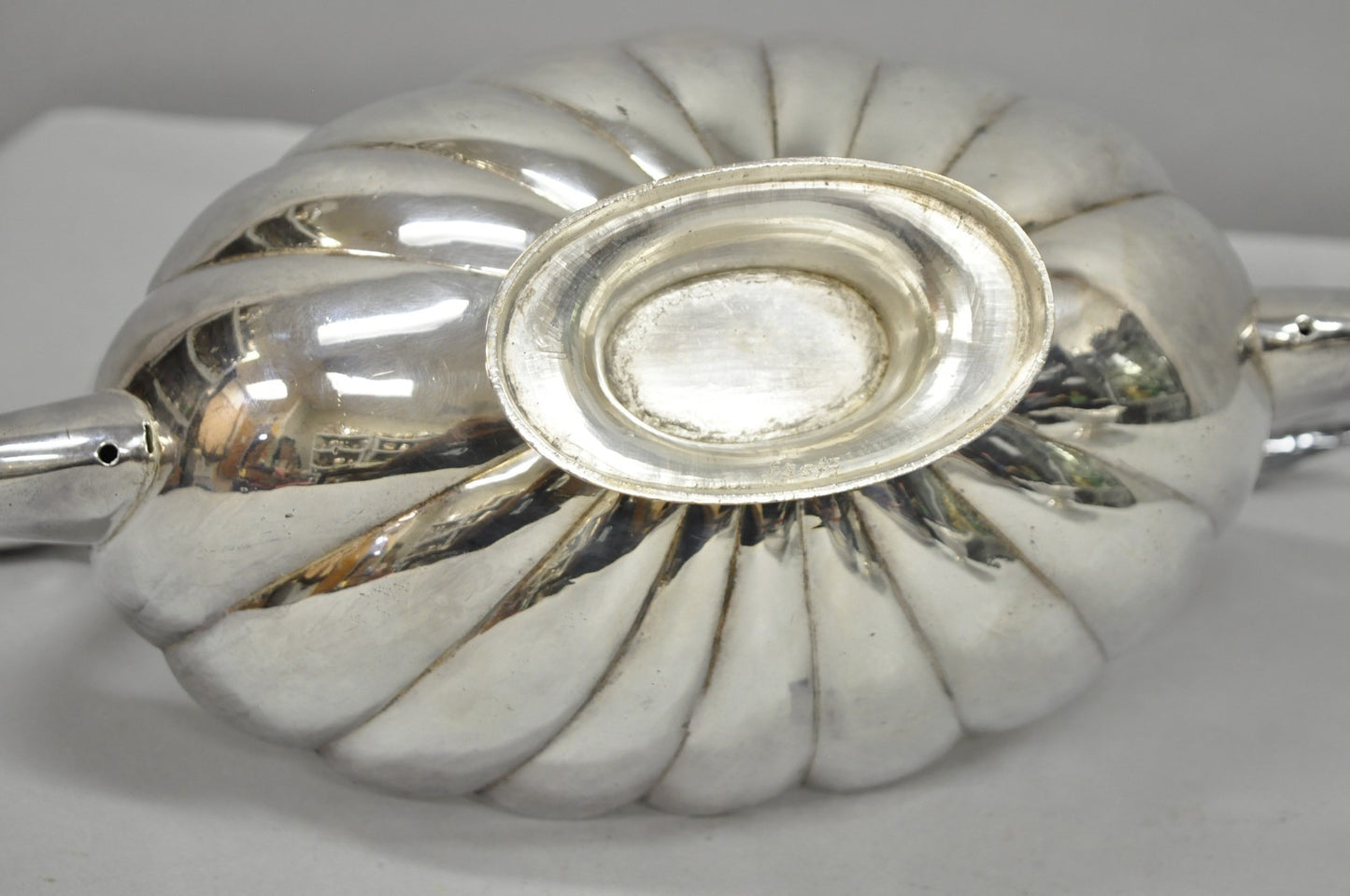 Vintage Italian Regency Silver Plated Figural Double Swan Bird Oval Fruit Bowl
