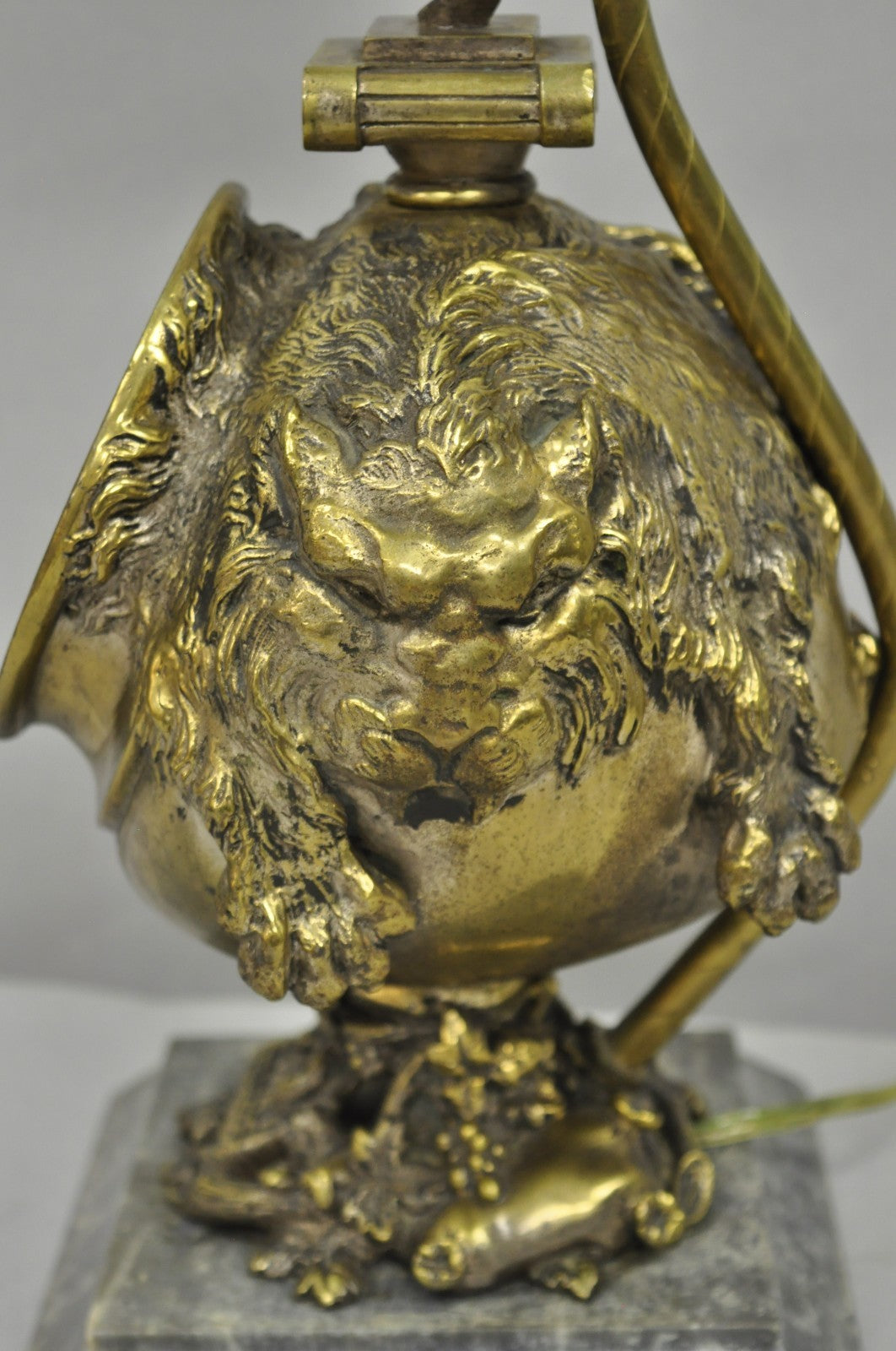 Antique French Renaissance Bronze Figural Game Hunting Lion Desk Table Lamp