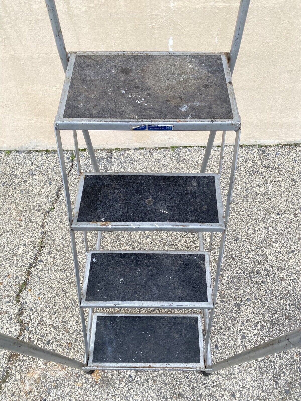 Vintage Ballymore Warehouse Garage 4 Step Metal Rolling Safety Ladder w/ Rails