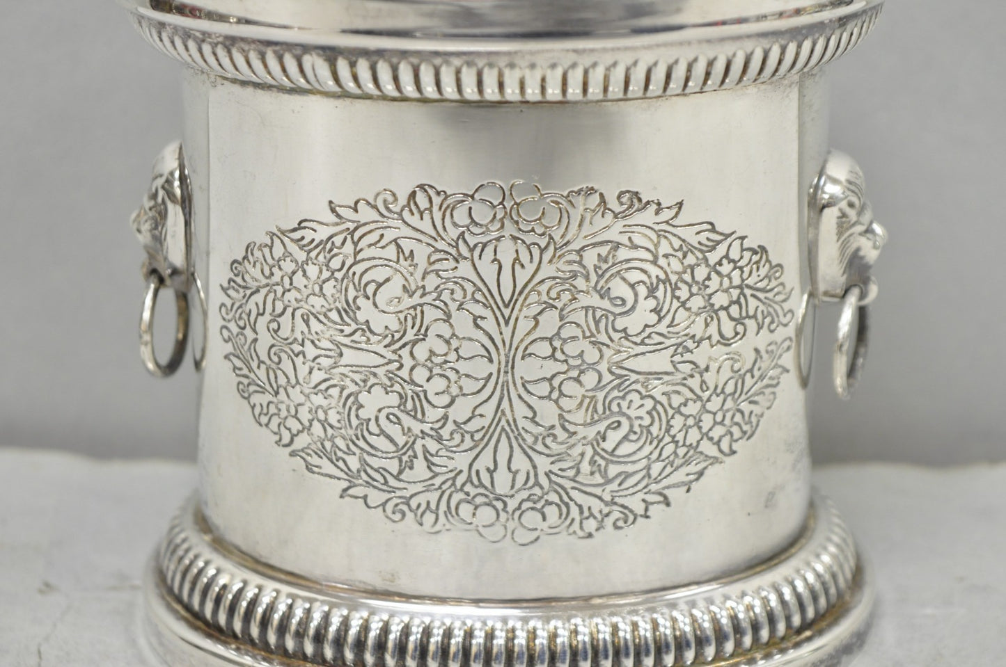 Vintage English Regency Silver Plated Small Lion Head Oval Desk Biscuit Barrel