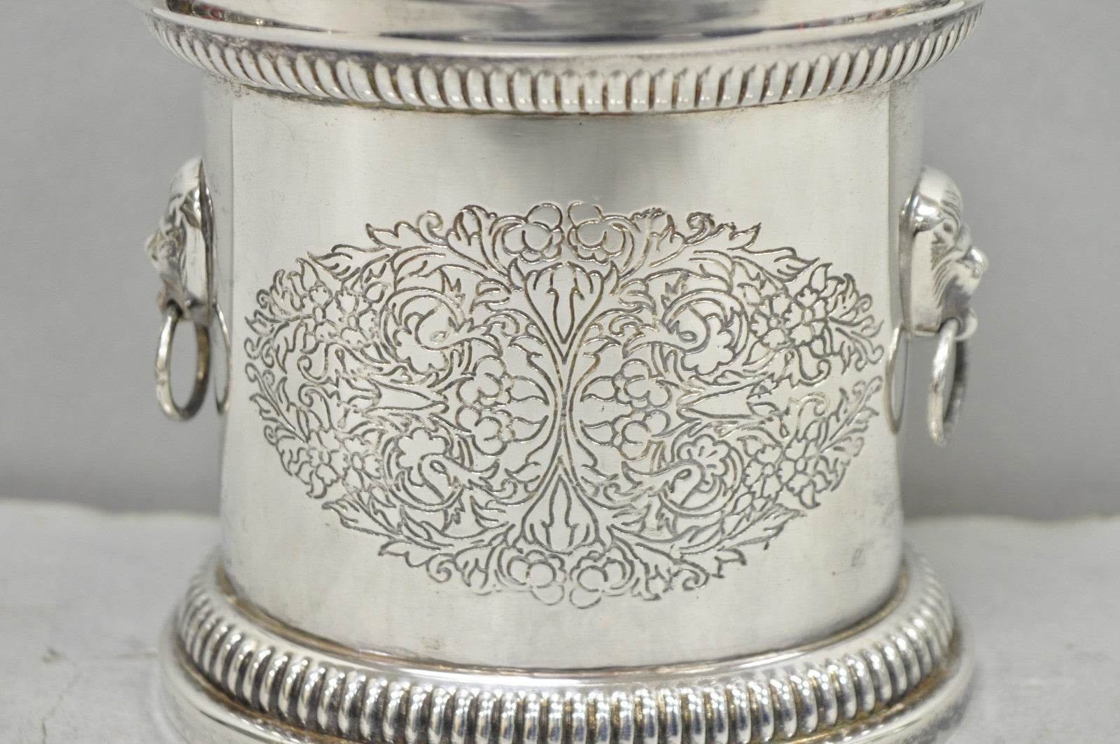 Vintage English Regency Silver Plated Small Lion Head Oval Desk Biscuit Barrel