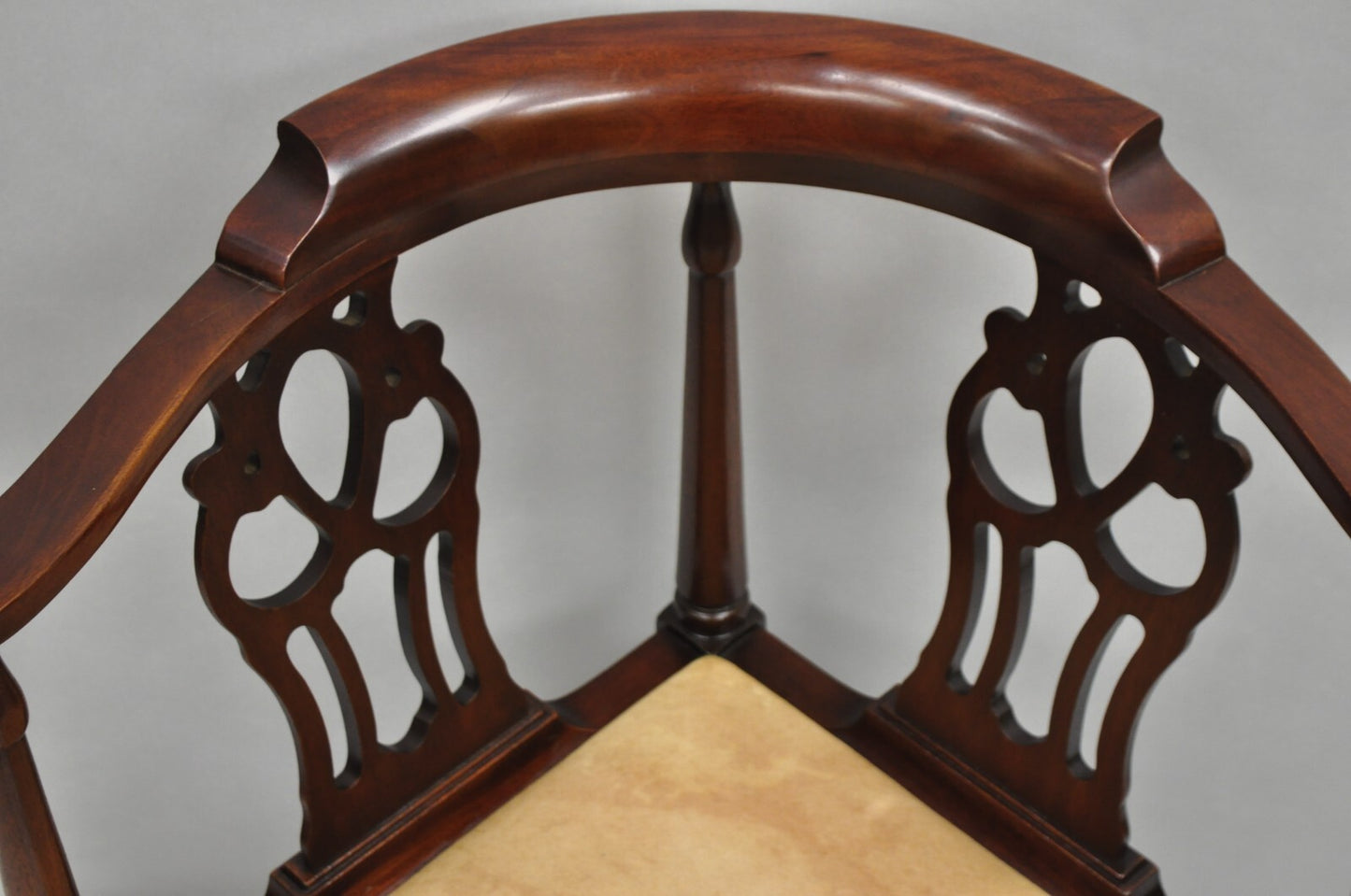 Vintage Hickory Chair Co Georgian Style Mahogany Corner Accent Side Chair